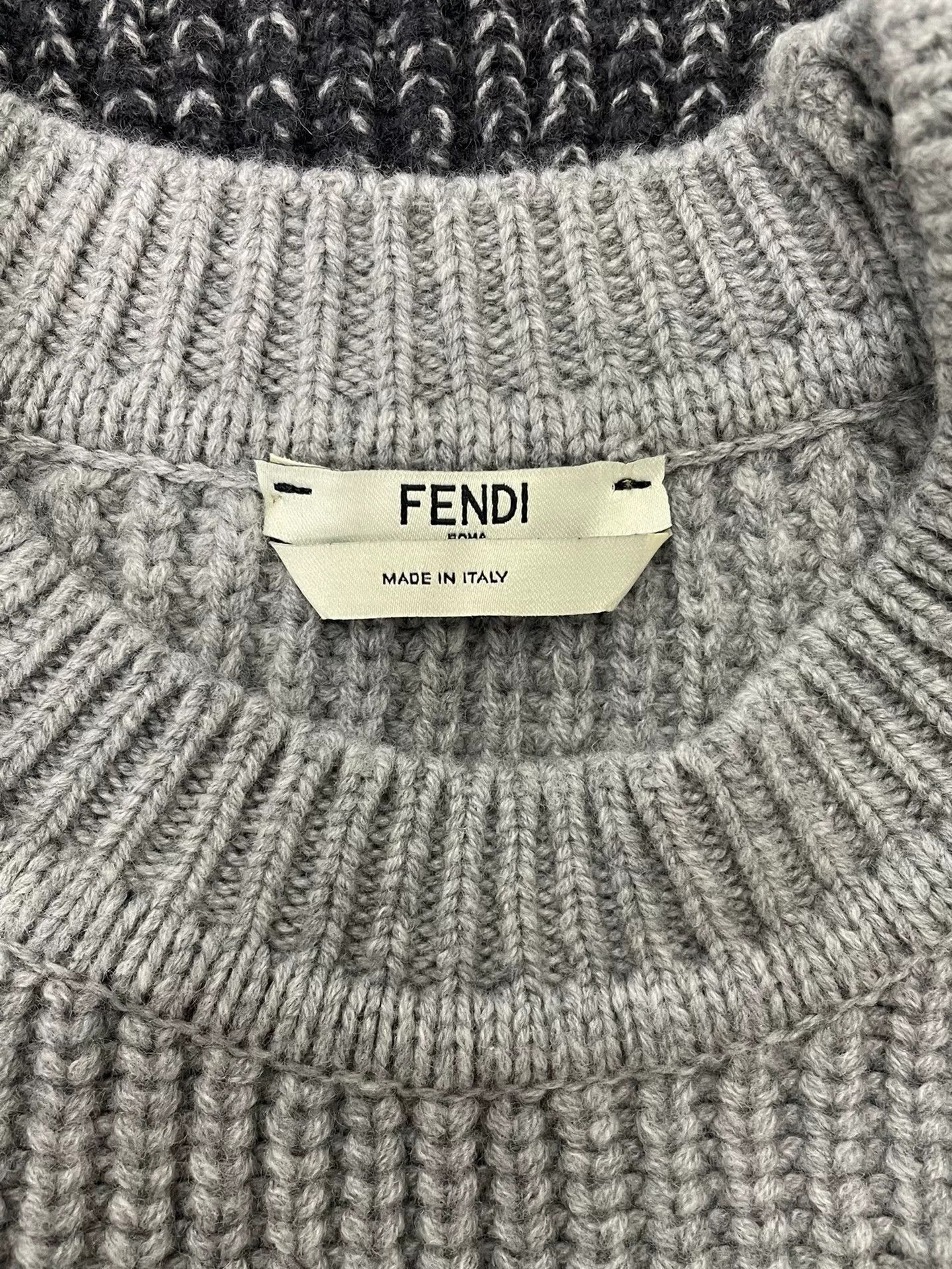 Fendi Fendi Gray Mink Striped Sweater Size M / US 6-8 / IT 42-44 - 4 Thumbnail