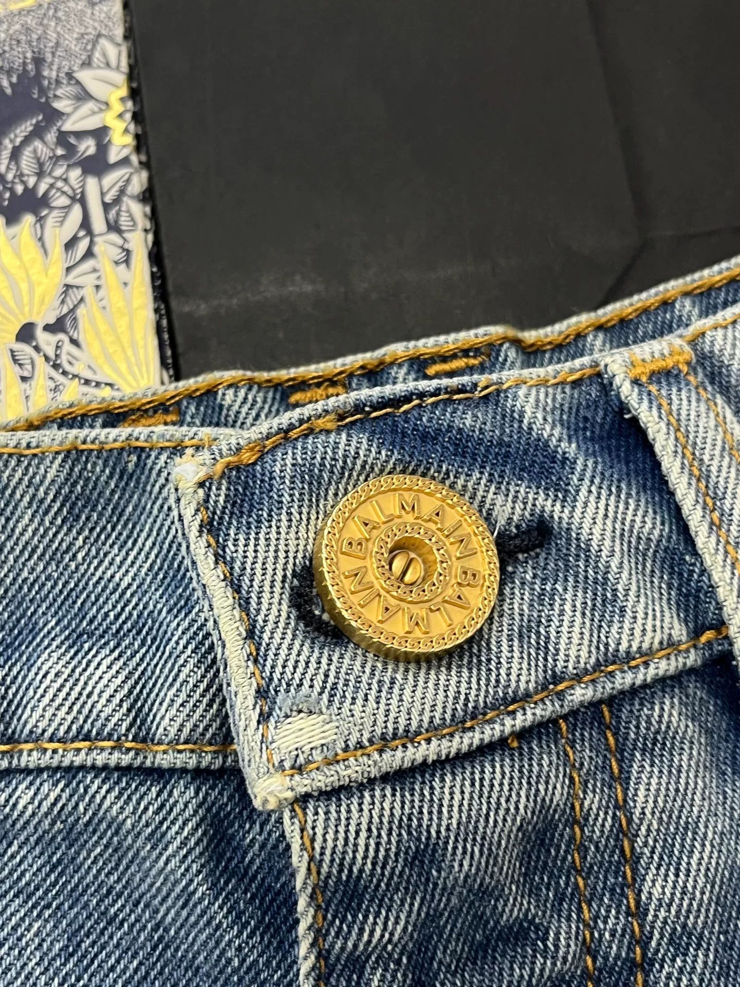 Balmain Balmain Letter Gold Button Fringe Denim Shorts Size 36" / US 14 / IT 50 - 2 Thumbnail