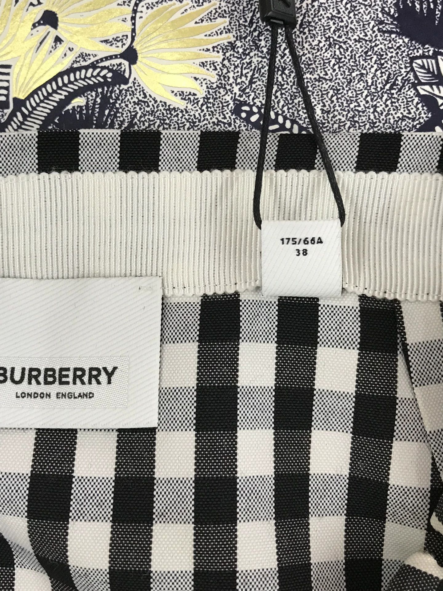 Burberry Burberry Plaid Tie Waist Skirt Size 38" / US 16 / IT 52 - 4 Thumbnail