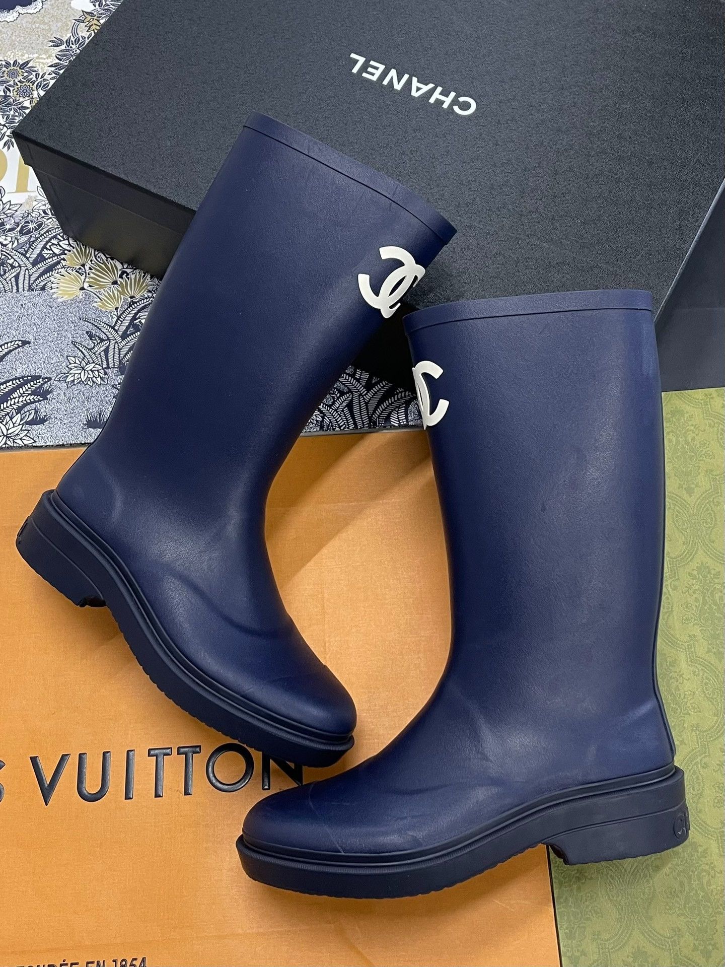 Chanel Chanel Double C Rain Boots Size US 5 / IT 35 - 4 Thumbnail