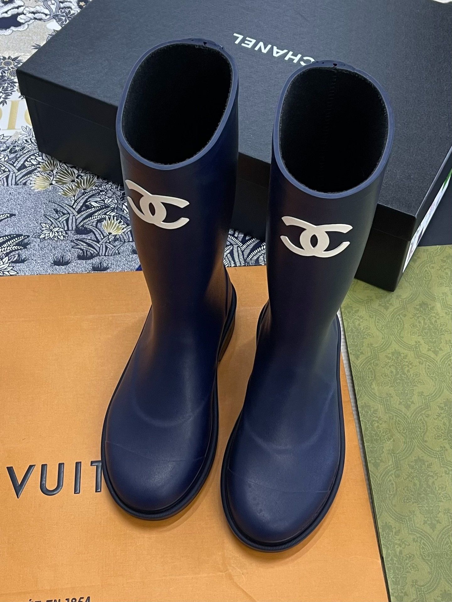 Chanel Chanel Double C Rain Boots Size US 5 / IT 35 - 2 Thumbnail