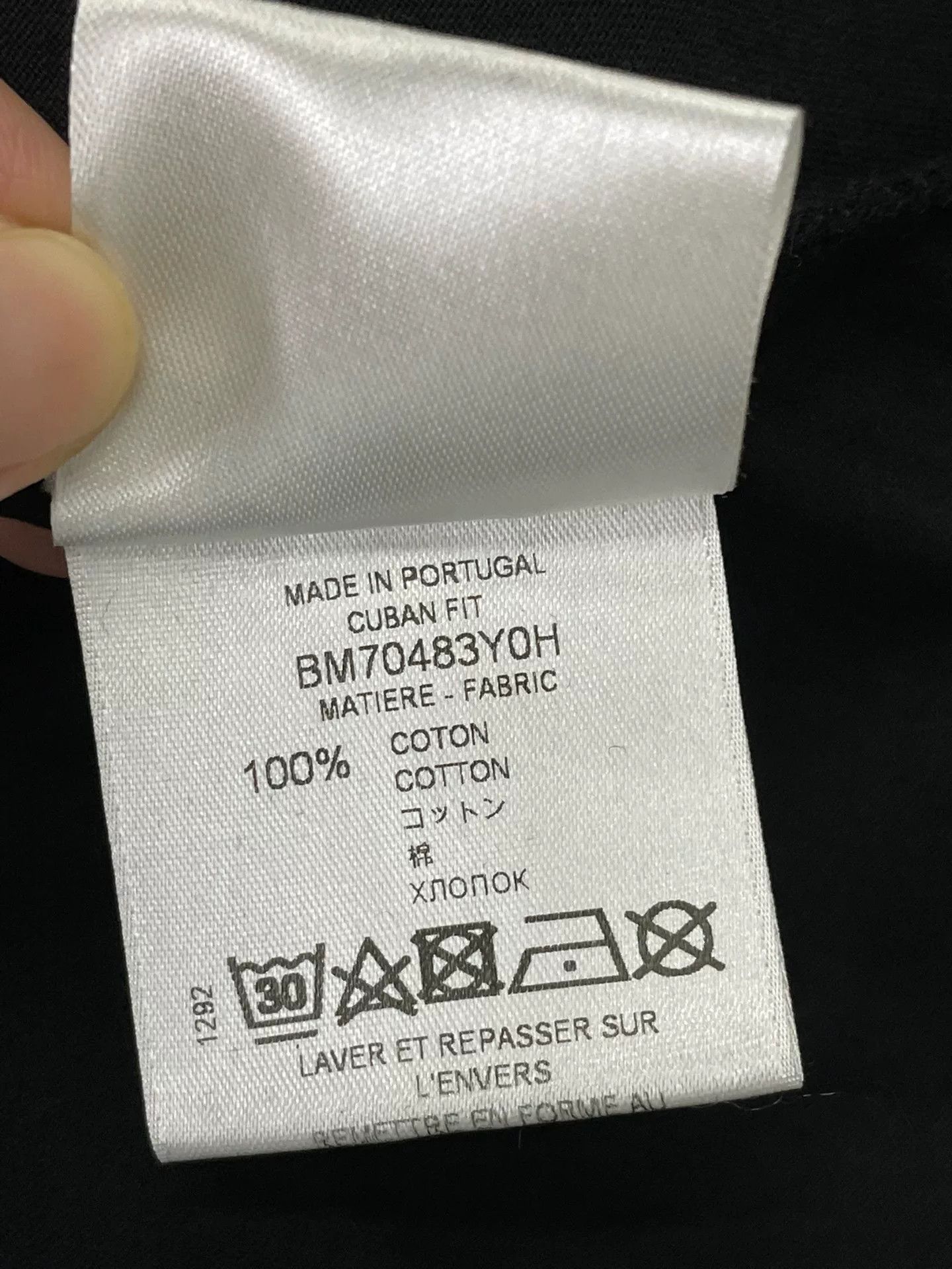 Givenchy Givenchy Black Shark Short-Sleeve T-Shirt Size US XS / EU 42 / 0 - 6 Thumbnail