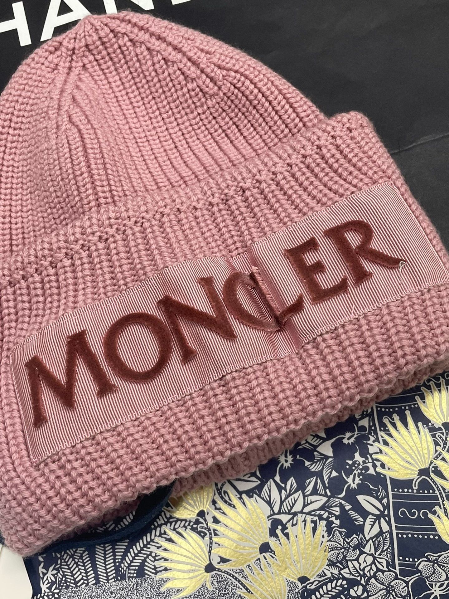 Moncler Moncler Pink Knit Beanie Size ONE SIZE - 2 Thumbnail