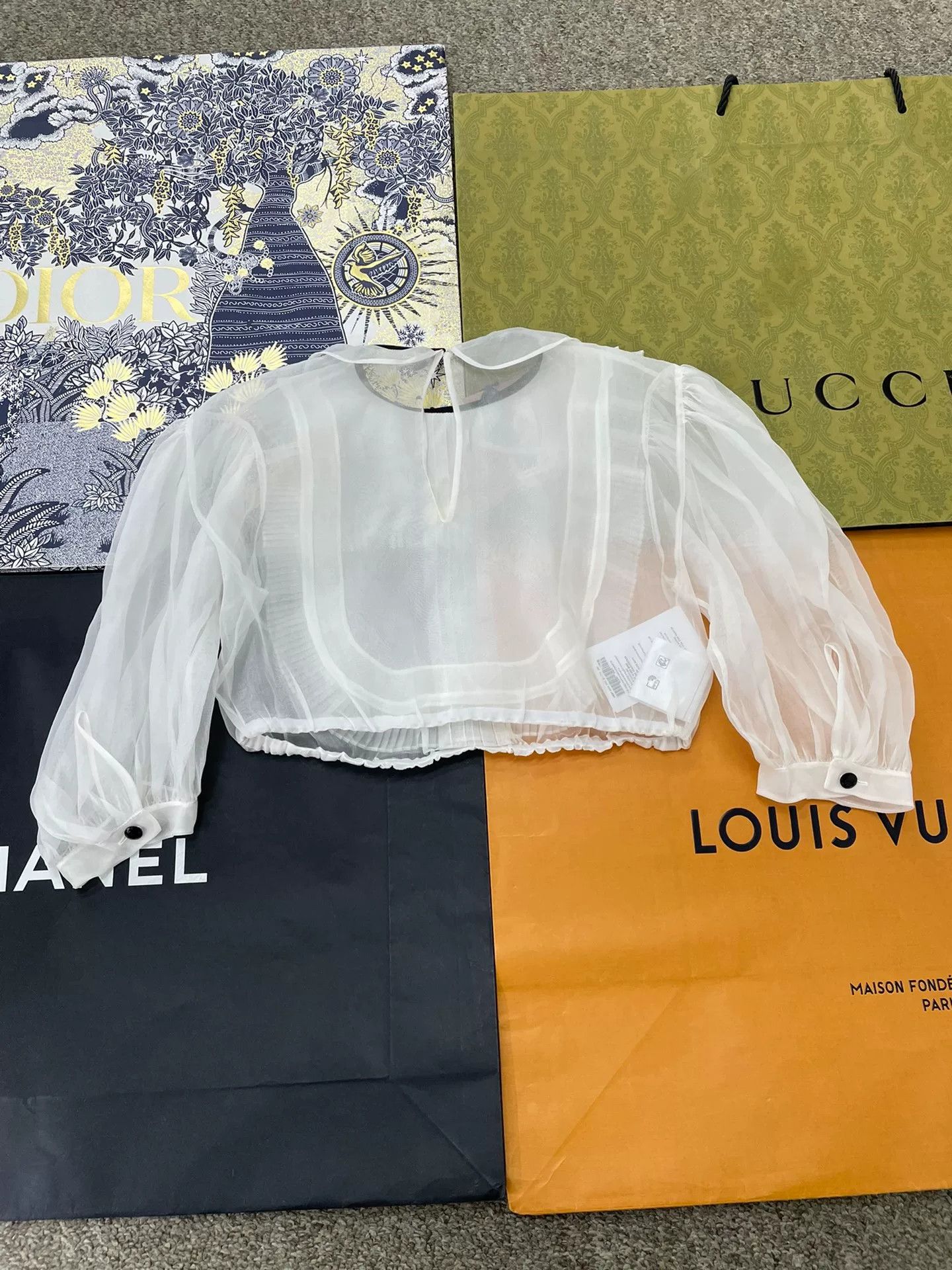 Miu Miu Miu Miu White Silk Top Size S / US 4 / IT 40 - 3 Thumbnail