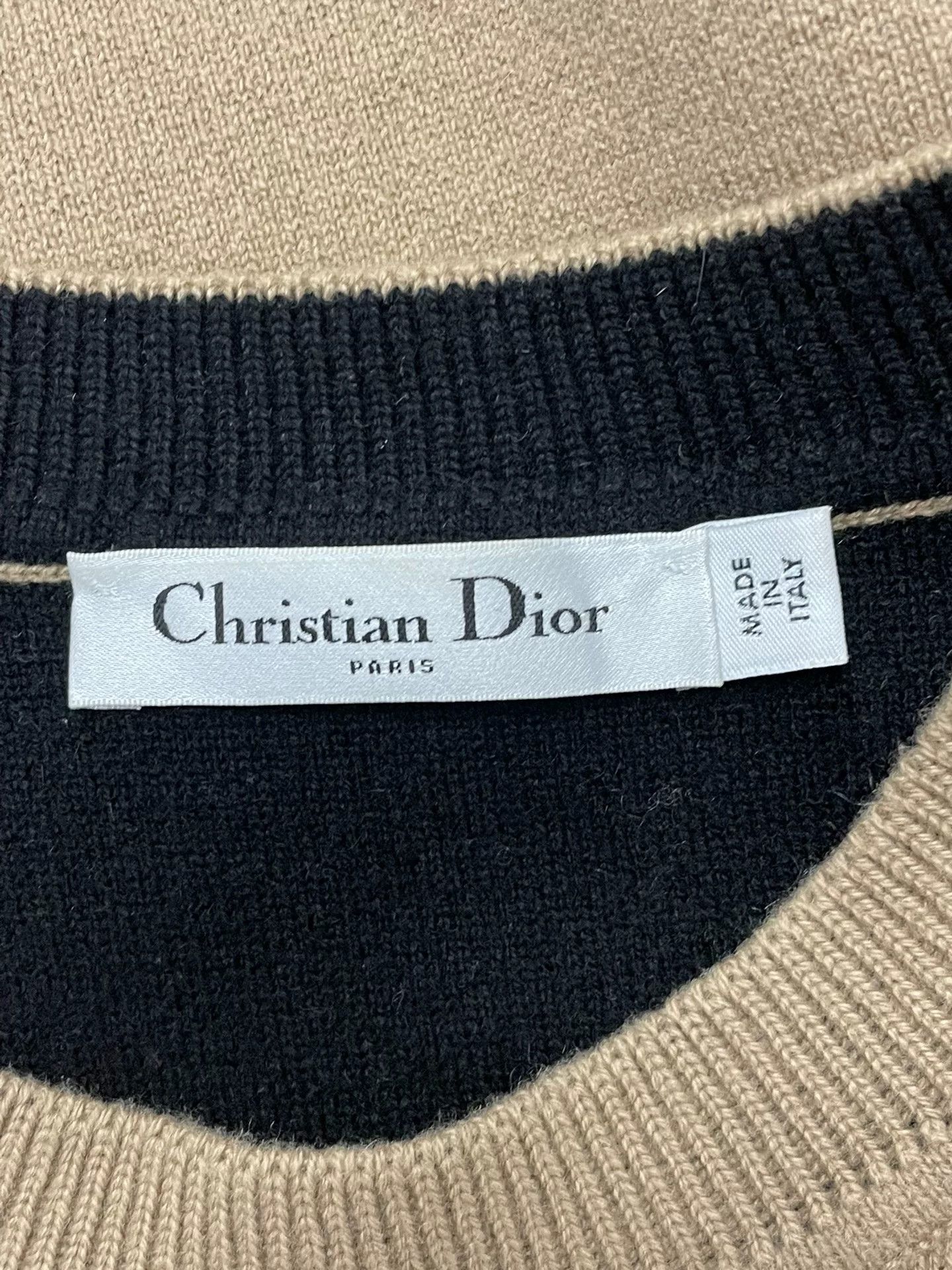 Dior Dior Beige Back 8-Shape Cashmere Knit Vest Size XS / US 0-2 / IT 36-38 - 3 Thumbnail