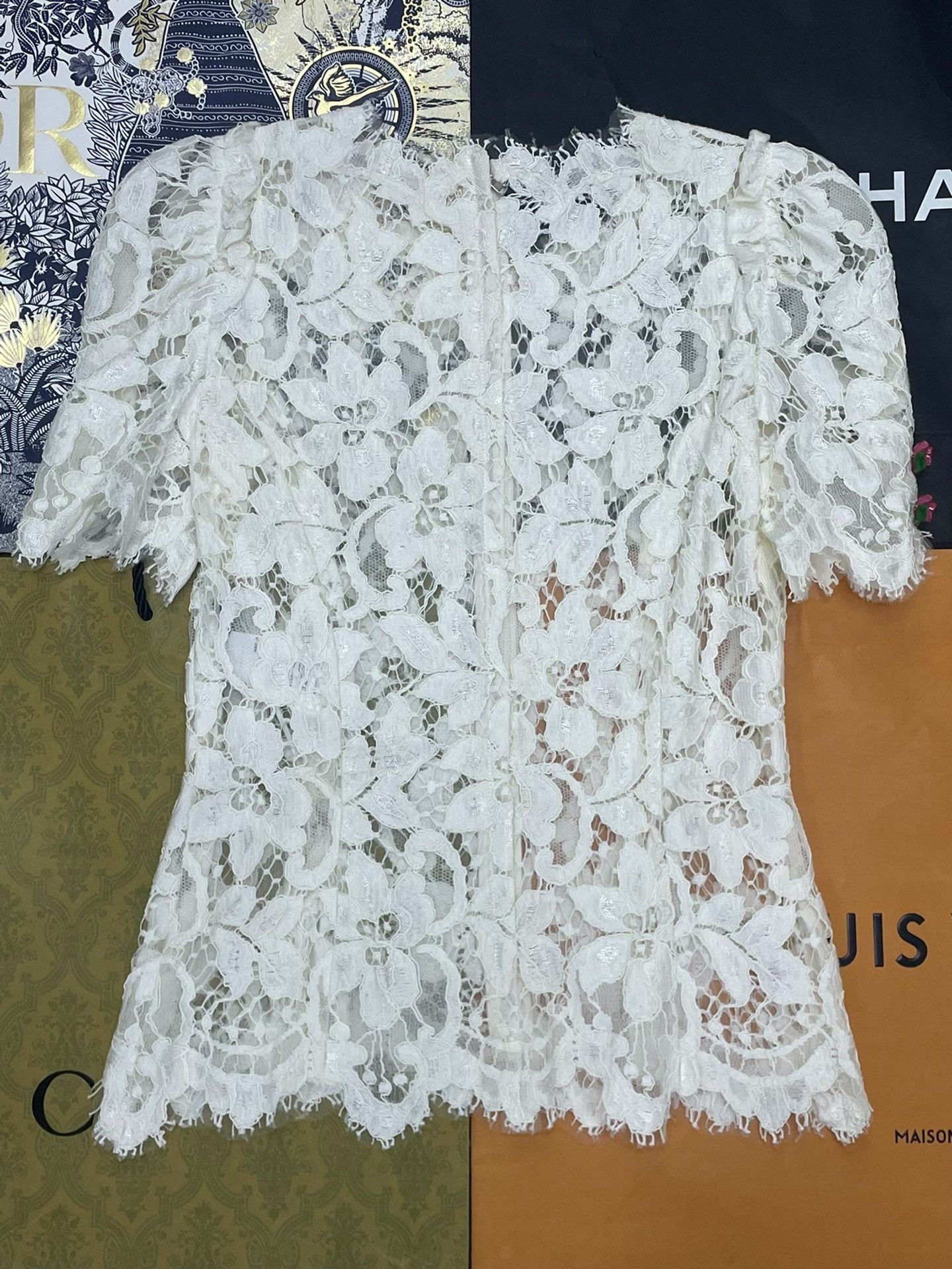 Dolce & Gabbana Dolce&Gabbana White Rose Lace Top Size S / US 4 / IT 40 - 3 Thumbnail