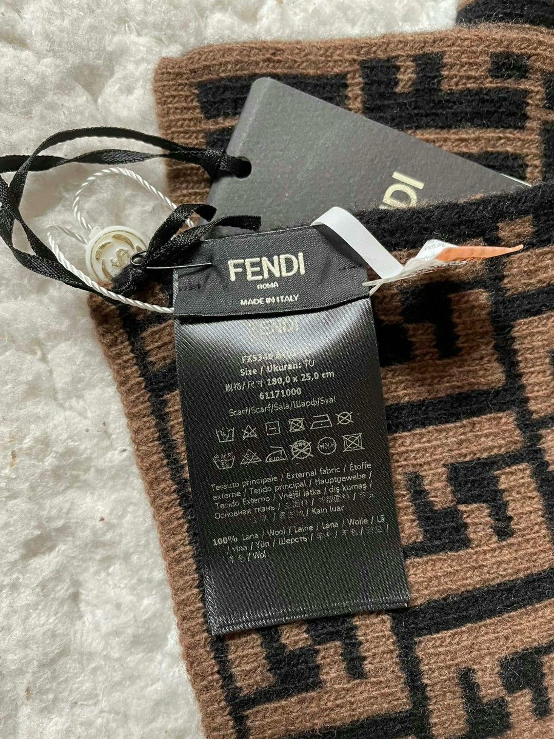 Fendi Fendi Classic FF Pattern Scarf Size ONE SIZE - 6 Thumbnail