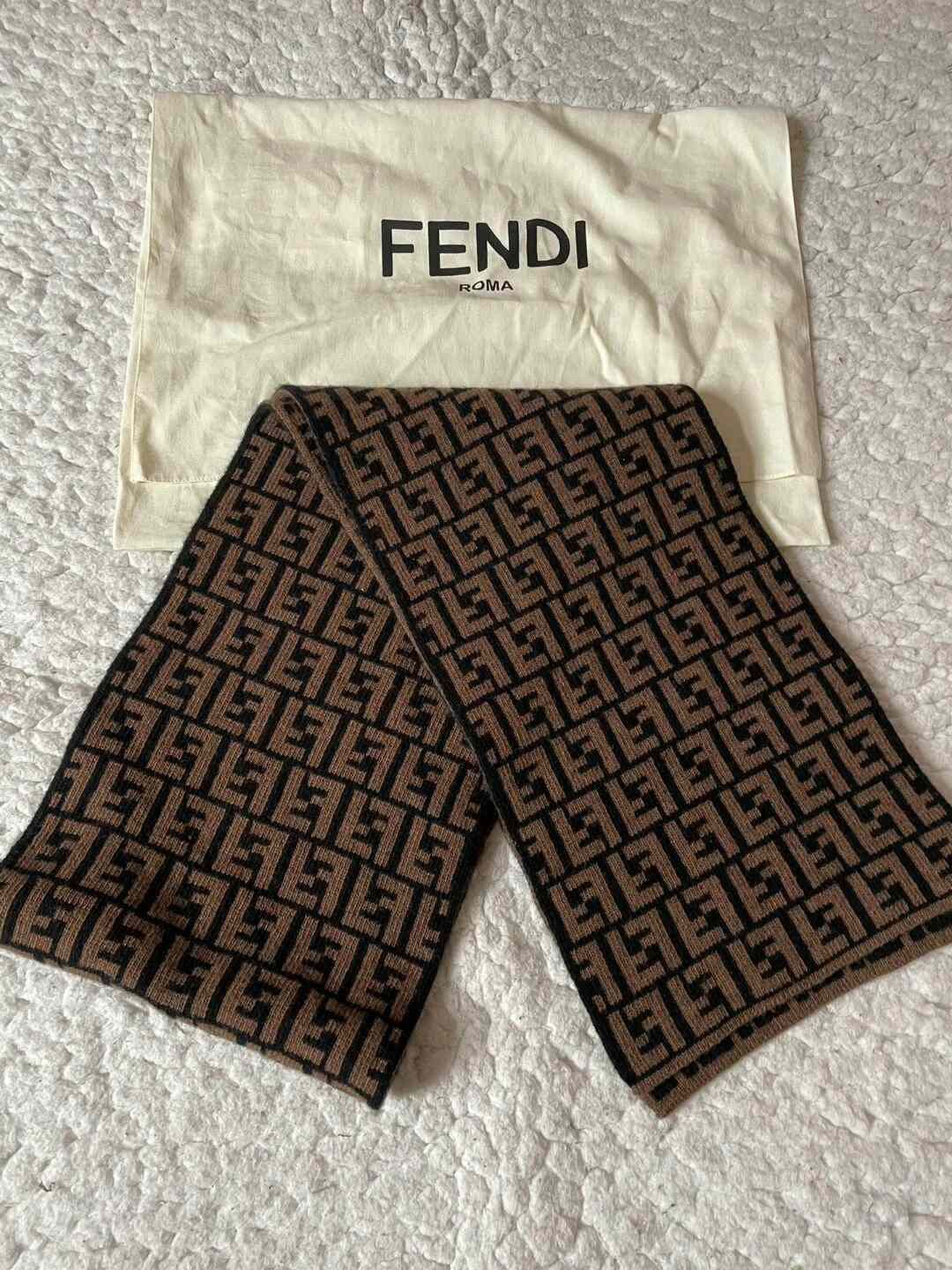 Fendi Fendi Classic FF Pattern Scarf Size ONE SIZE - 4 Thumbnail