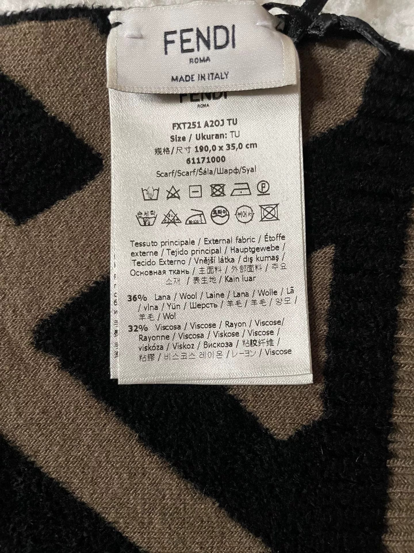Fendi Fendi Zucca Pattern Scarf Size ONE SIZE - 5 Thumbnail