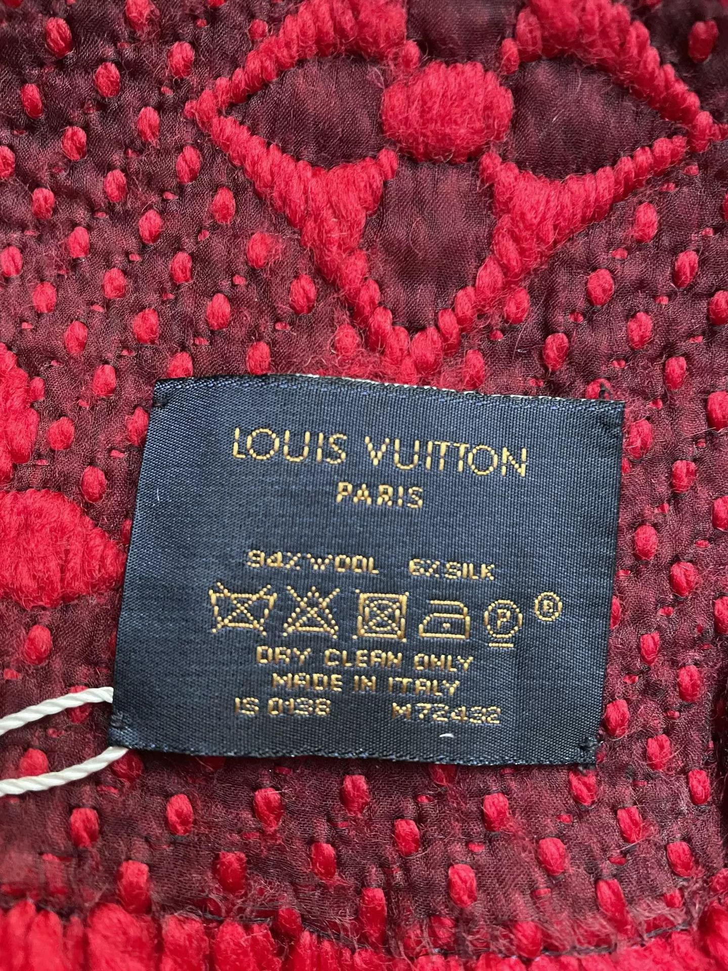 Louis Vuitton Louis Vuitton Red New Scarf Size ONE SIZE - 6 Thumbnail