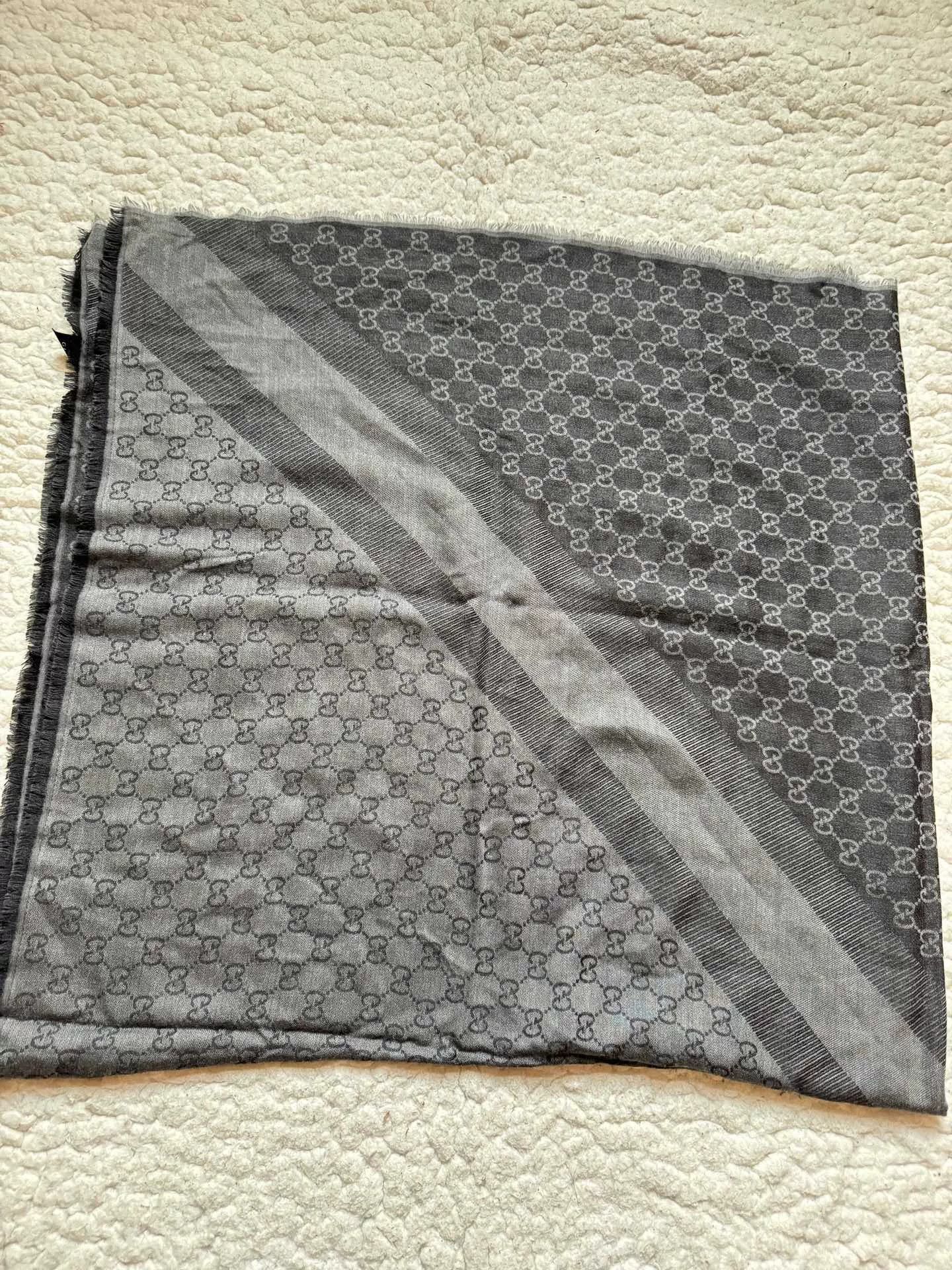 Gucci Gucci Gray Cashmere Shawl 140x140cm Size ONE SIZE - 4 Thumbnail