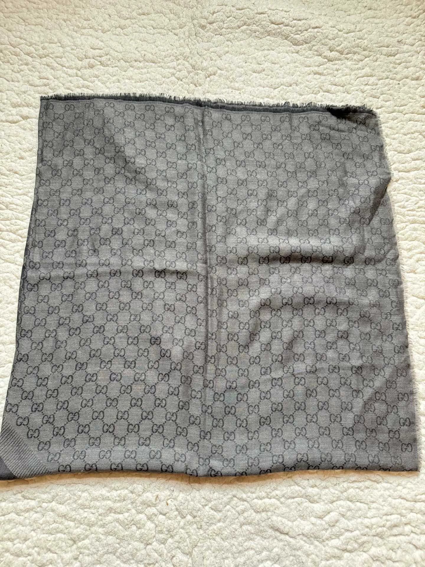 Gucci Gucci Gray Cashmere Shawl 140x140cm Size ONE SIZE - 3 Thumbnail