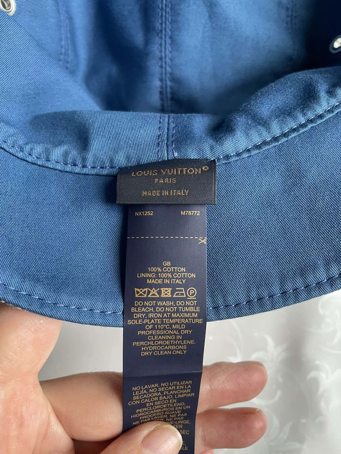 Louis Vuitton Louis Vuitton Denim Reversible Bucket Hat Size ONE SIZE - 4 Thumbnail
