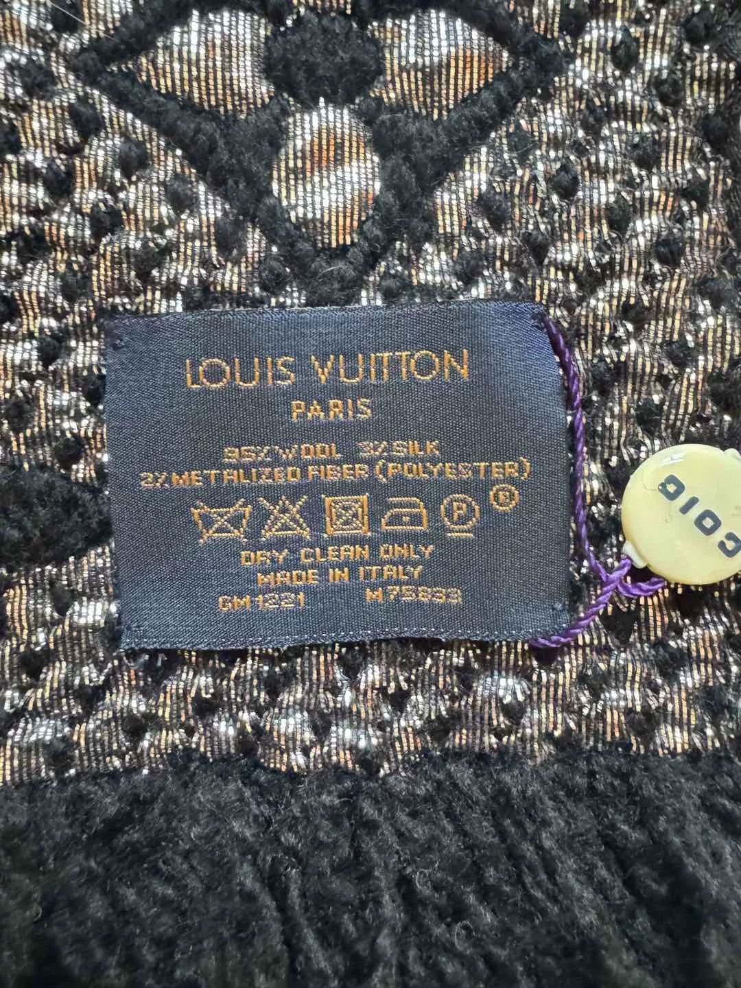 Louis Vuitton Louis Vuitton Black Silver Thread Scarf Size ONE SIZE - 6 Thumbnail