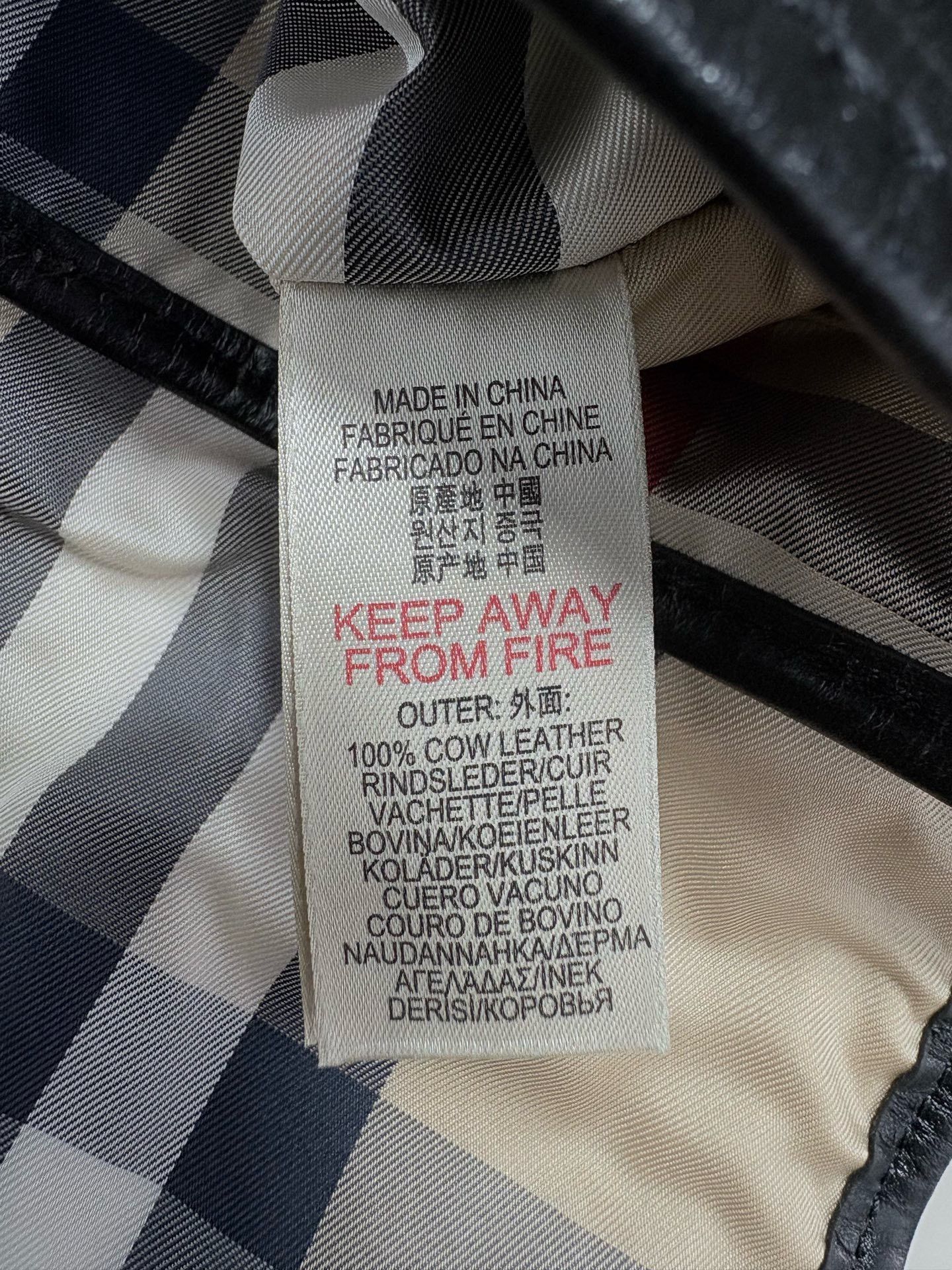 Burberry Burberry Leather Messenger Bag Size ONE SIZE - 7 Thumbnail