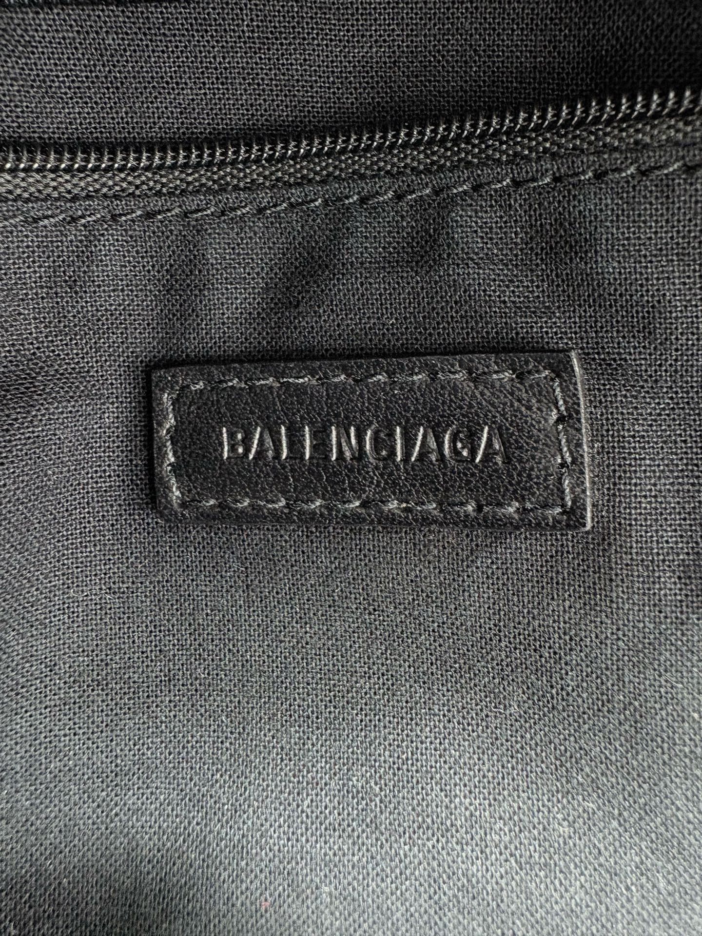 Balenciaga BALENCIAGA Embroidered Letter Backpack Size ONE SIZE - 4 Thumbnail