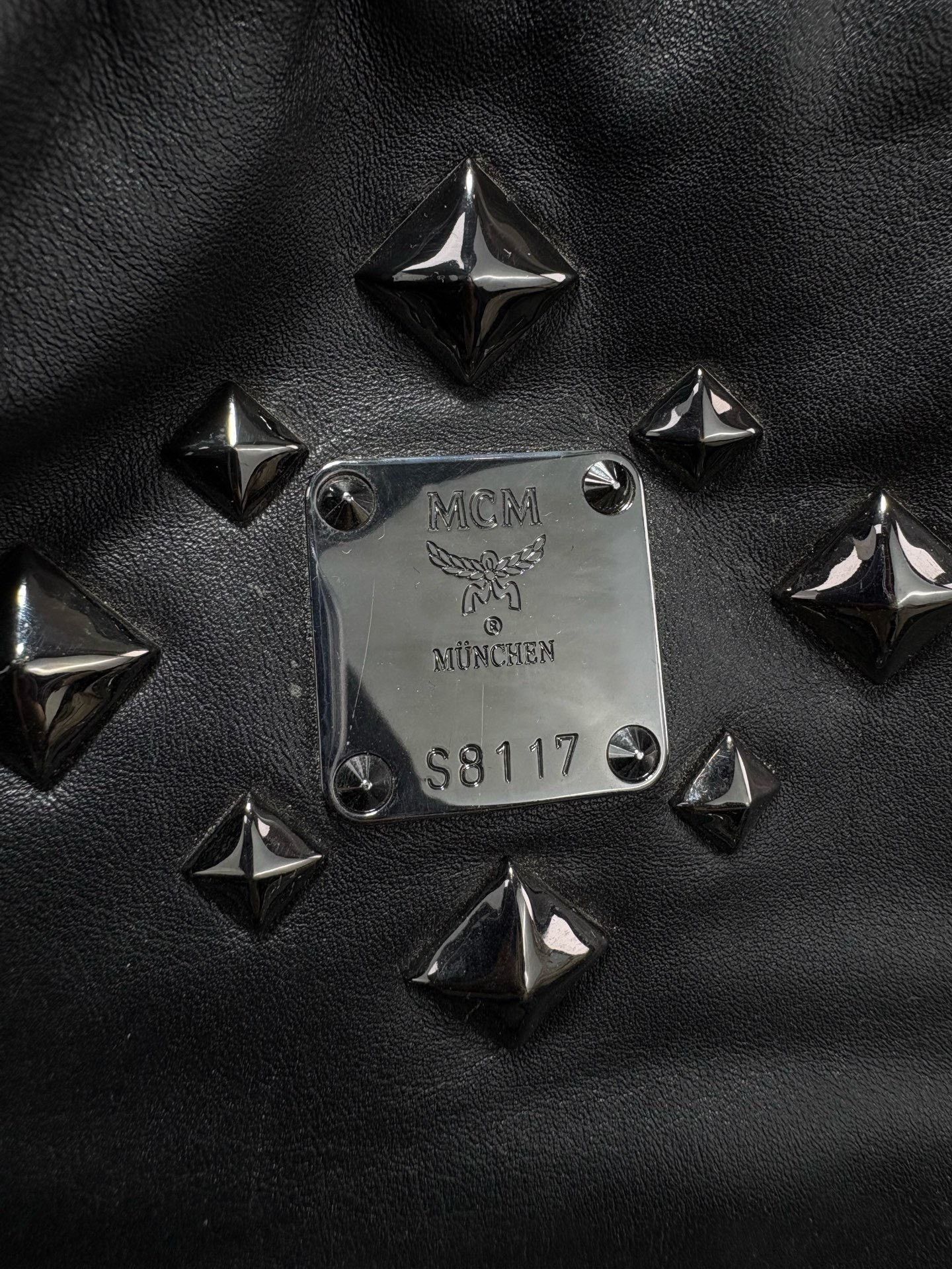 MCM MCM Lambskin Studded Large Backpack Size ONE SIZE - 7 Thumbnail
