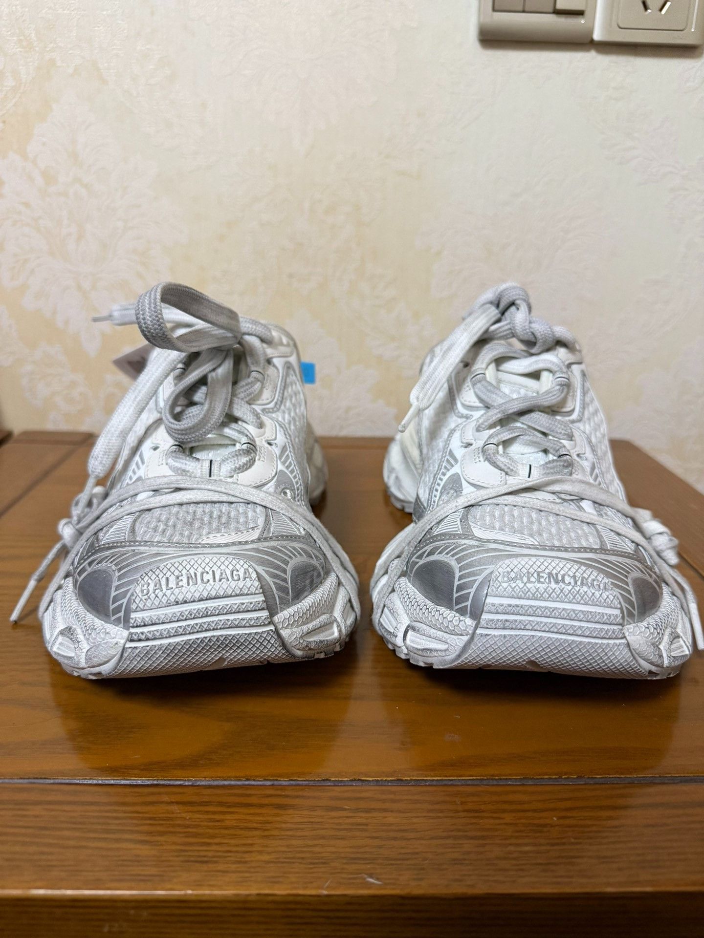 Balenciaga Balenciaga White Sandals us_12 Women Size US 12 / IT 42 - 2 Thumbnail