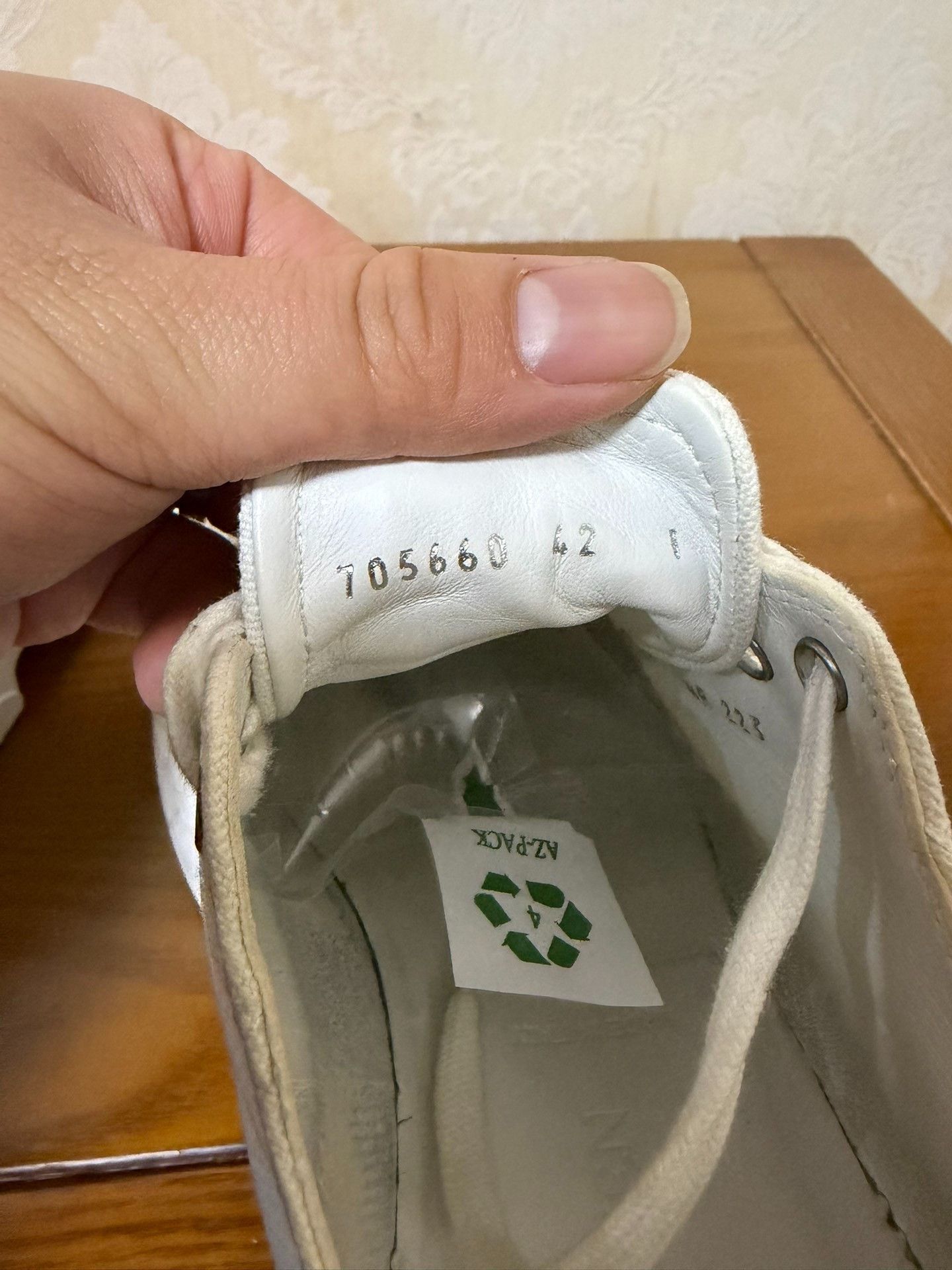 Alexander McQueen Alexander McQueen White Lowtop Sneakers 42 Men Size US 9 / EU 42 - 6 Thumbnail