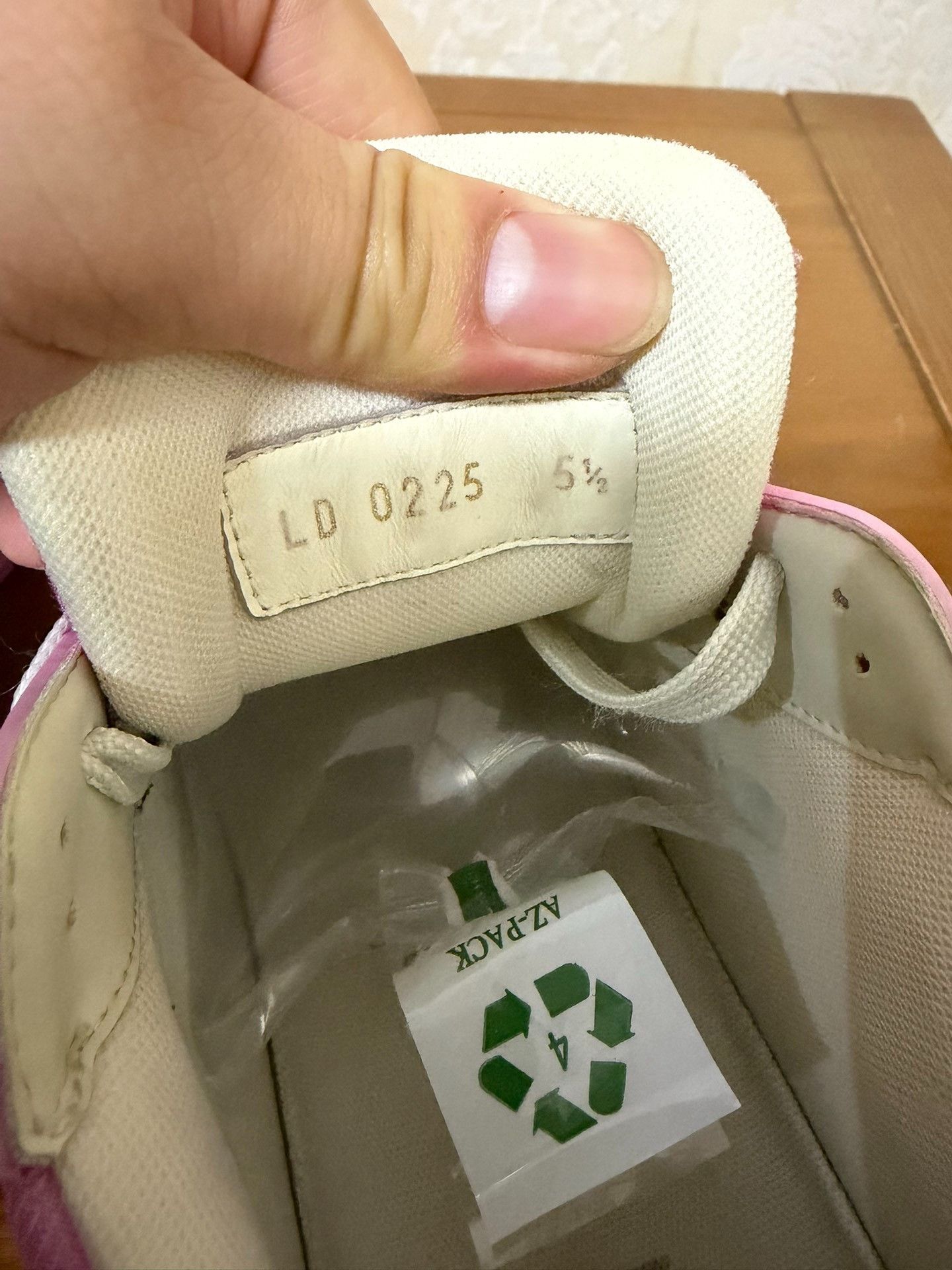 Louis Vuitton Louis Vuitton Training Denim Pink Lowtop Sneakers Women Size US 9.5 / IT 39.5 - 6 Thumbnail