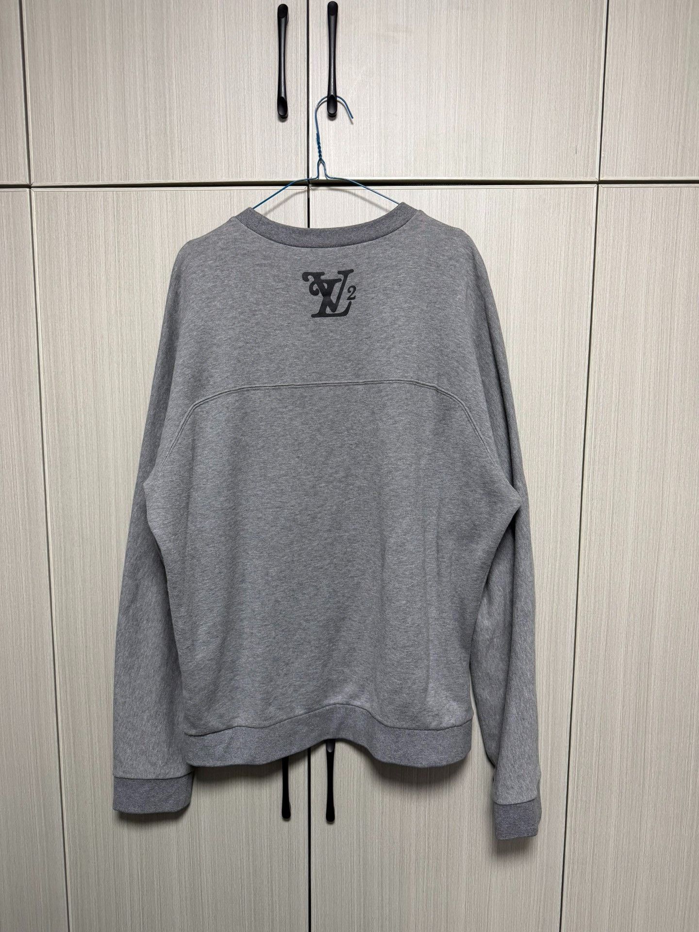 Louis Vuitton Louis Vuitton Collab Gray Hoodie l Men Size US L / EU 52-54 / 3 - 2 Thumbnail