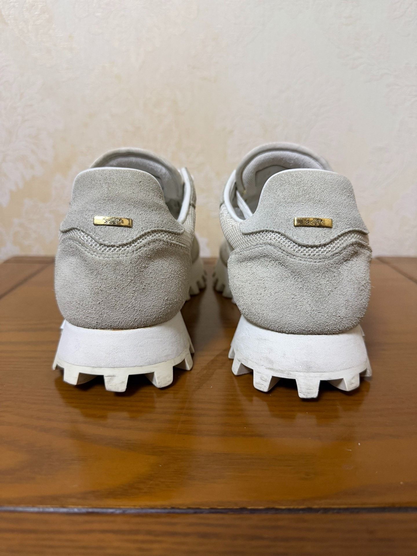 Louis Vuitton Louis Vuitton Running White Lowtop Sneakers 40 Men Size US 7.5 / EU 40-41 - 3 Thumbnail