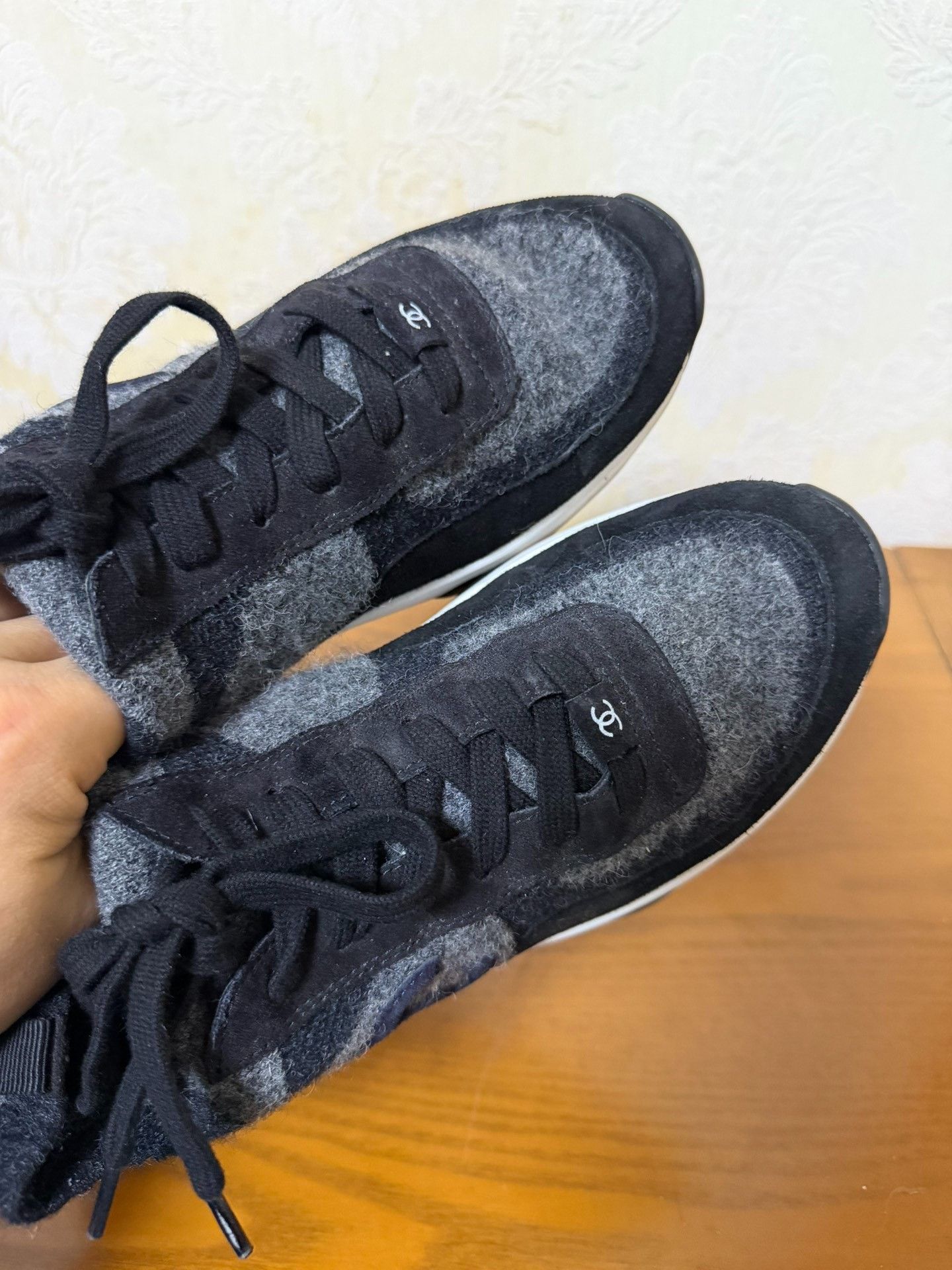 Chanel Chanel Multi Lowtop Sneakers 40 Women Size US 9 / IT 39 - 5 Thumbnail