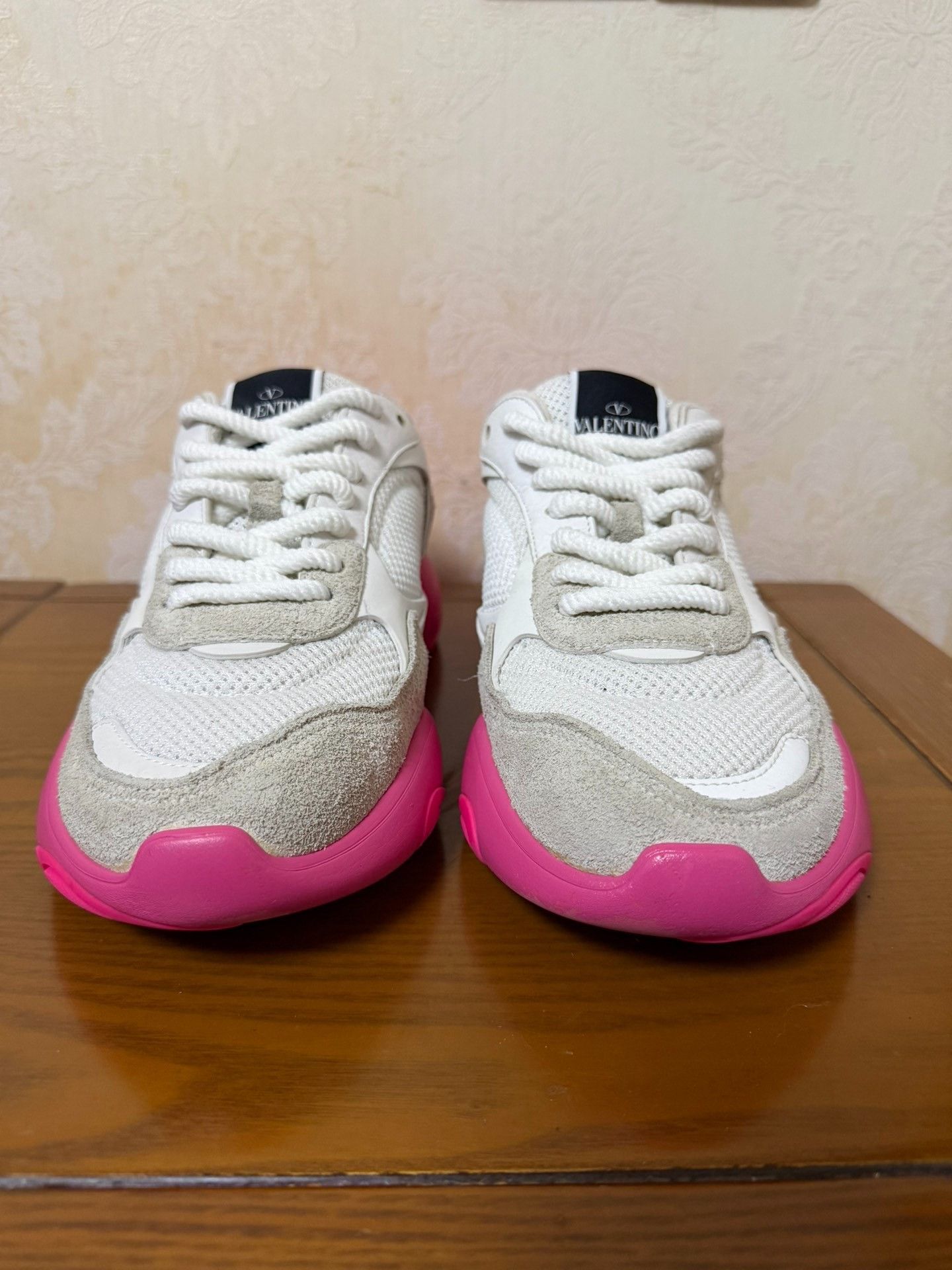 Valentino Valentino Pink Lowtop Sneakers 10 Men Size US 10 / EU 43 - 2 Thumbnail