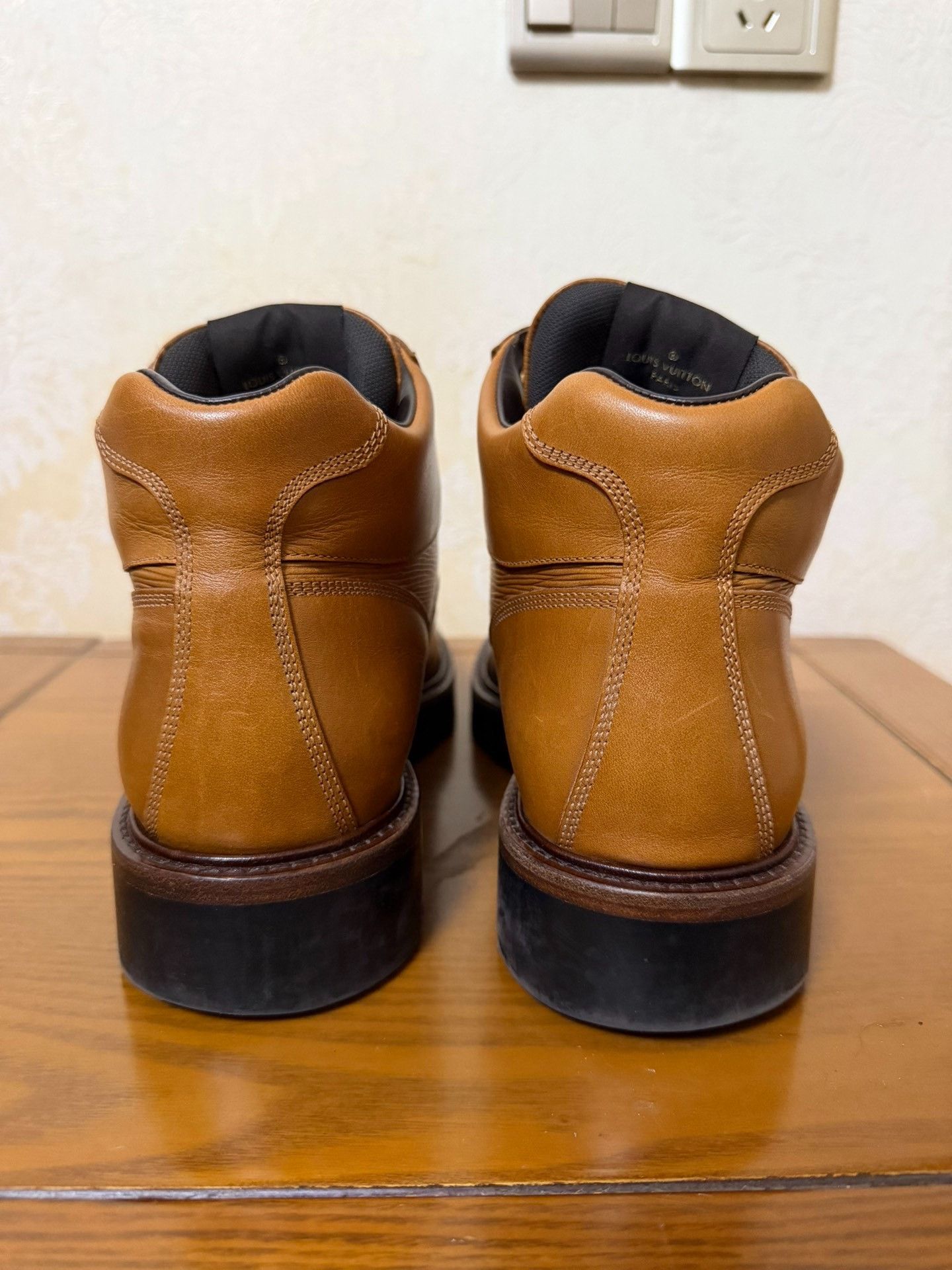 Louis Vuitton Louis Vuitton Boots 9 Men Size US 9 / EU 42 - 3 Thumbnail