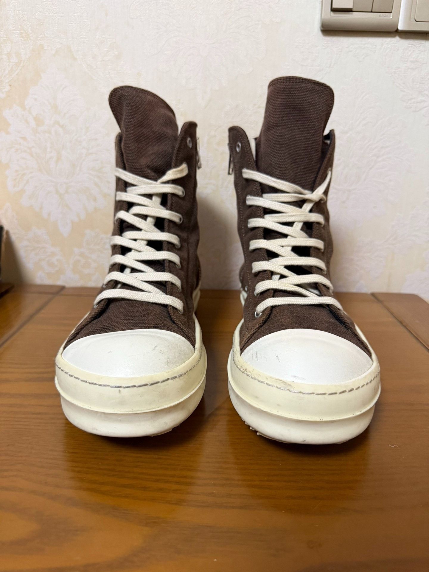 Rick Owens Rick Owens Canvas Brown Lowtop Sneakers 9 Men Size US 9 / EU 42 - 2 Thumbnail