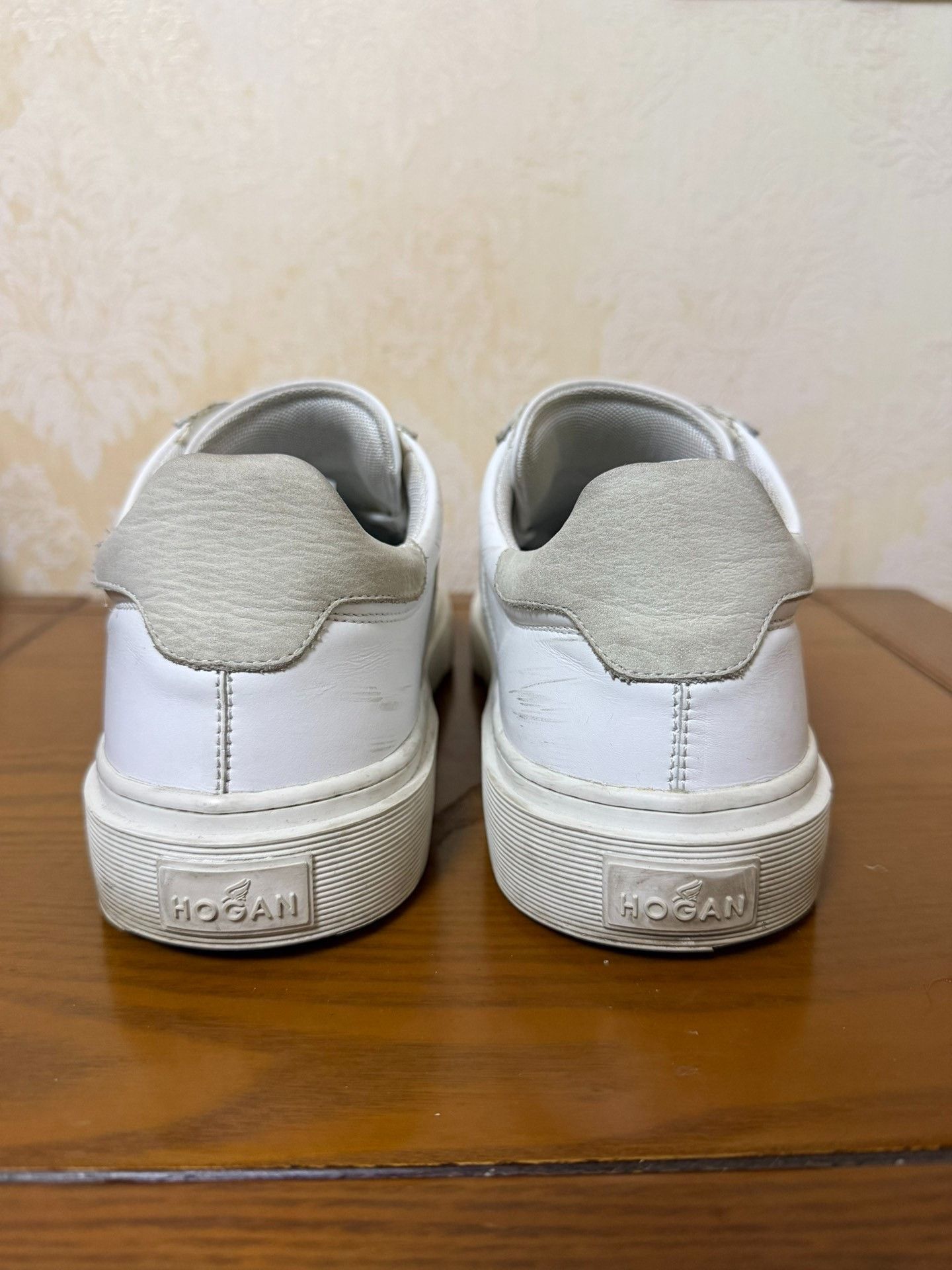 Hogan Hogan Retro White Lowtop Sneakers 9.5 Men Size US 9.5 / EU 42-43 - 3 Thumbnail