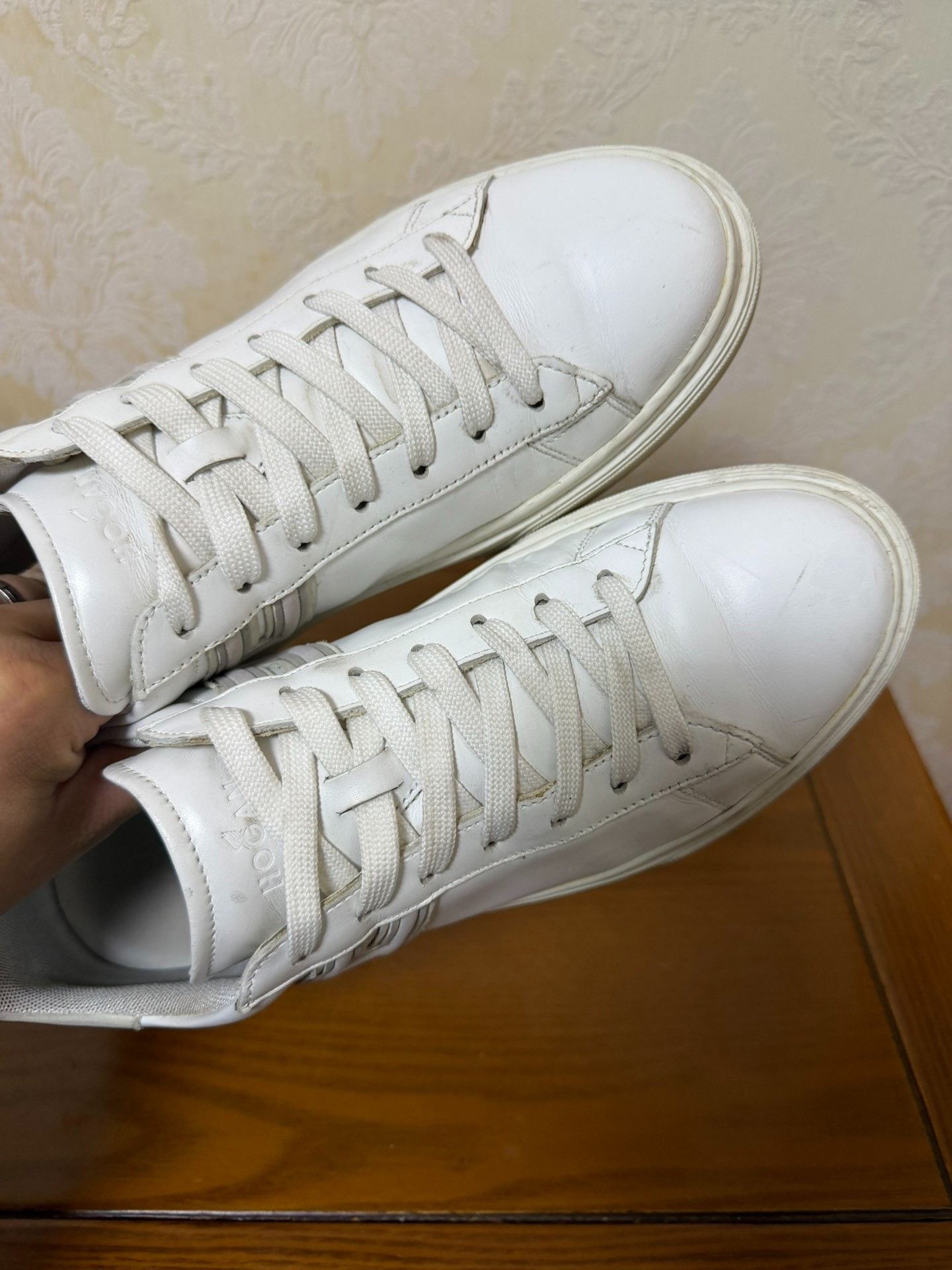 Hogan Hogan Retro White Lowtop Sneakers 9.5 Men Size US 9.5 / EU 42-43 - 5 Thumbnail