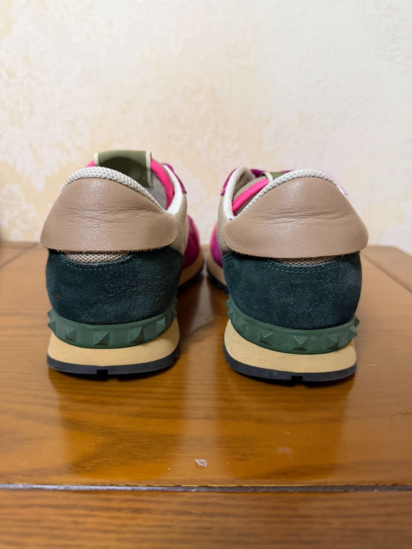 Valentino Valentino Running Pink Lowtop Sneakers 8 Men Size US 8 / EU 41 - 3 Thumbnail