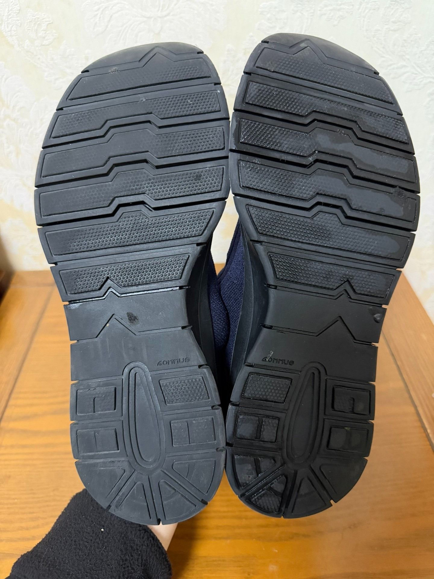 Maison Margiela Maison Margiela Hitop Sneakers us_12 Women Size US 12 / IT 42 - 4 Thumbnail