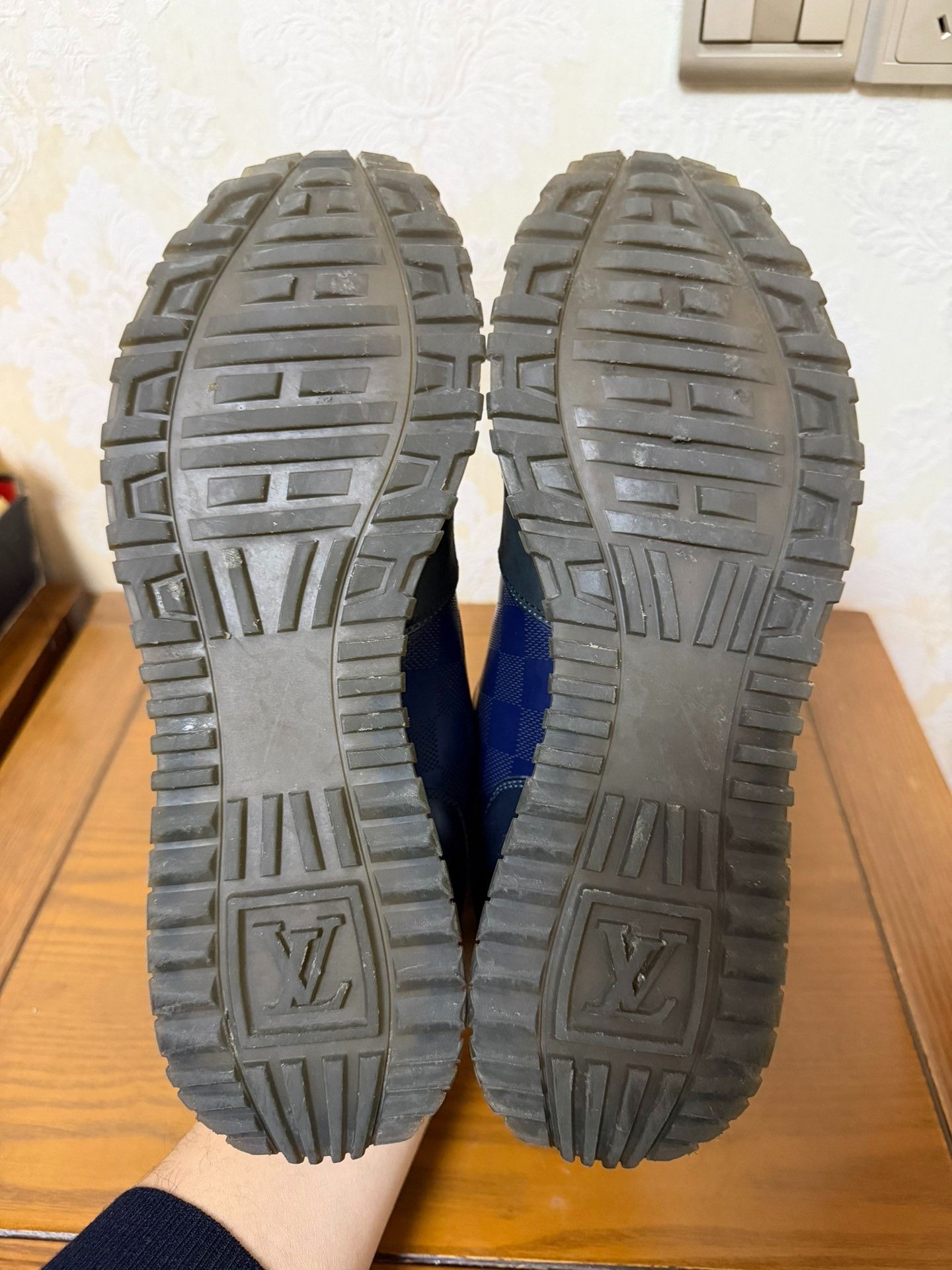 Louis Vuitton Louis Vuitton Lowtop Sneakers 40 Men Size US 7.5 / EU 40-41 - 4 Thumbnail