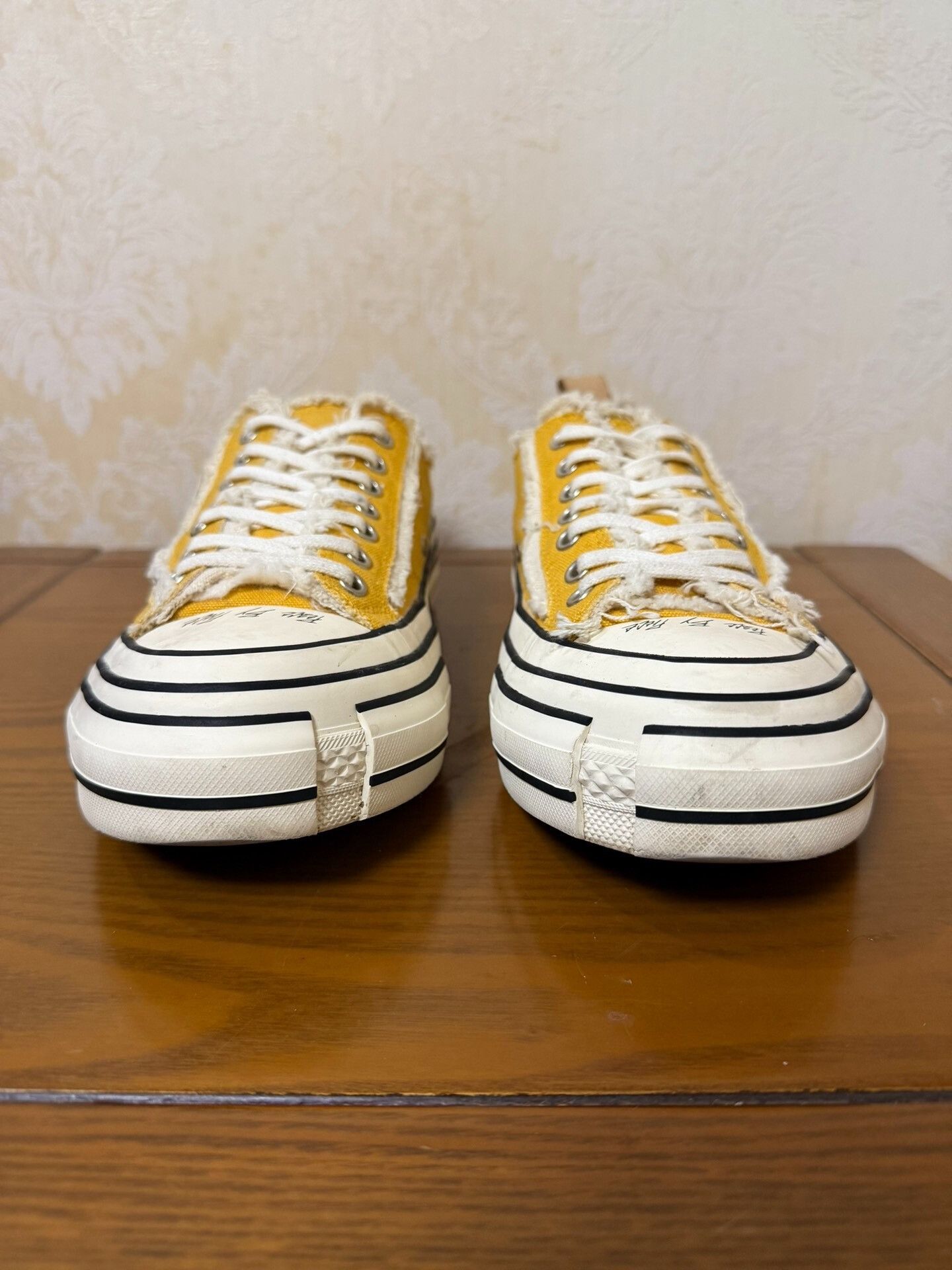 Yohji Yamamoto Yohji Yamamoto Yellow Lowtop Sneakers 8 Men Size US 8 / EU 41 - 2 Thumbnail