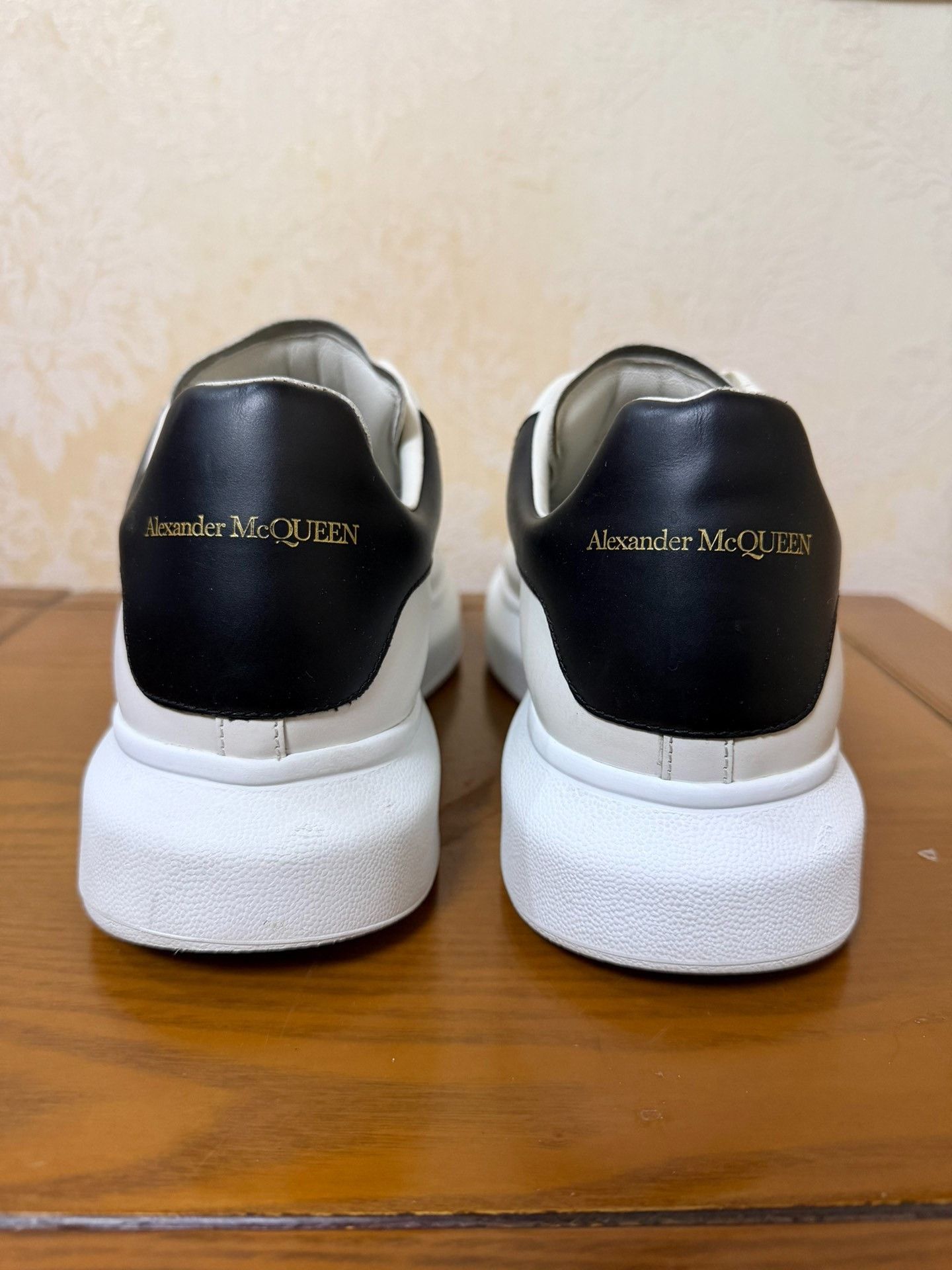 Alexander McQueen Alexander McQueen Black Lowtop Sneakers 43 Men Size US 10 / EU 43 - 3 Thumbnail