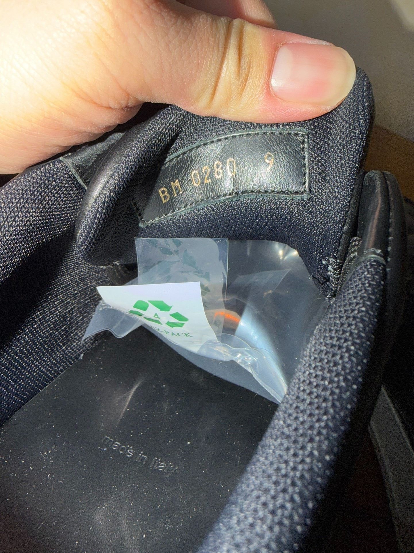 Louis Vuitton Louis Vuitton Training Black Lowtop Sneakers 43 Men Size US 10 / EU 43 - 5 Thumbnail