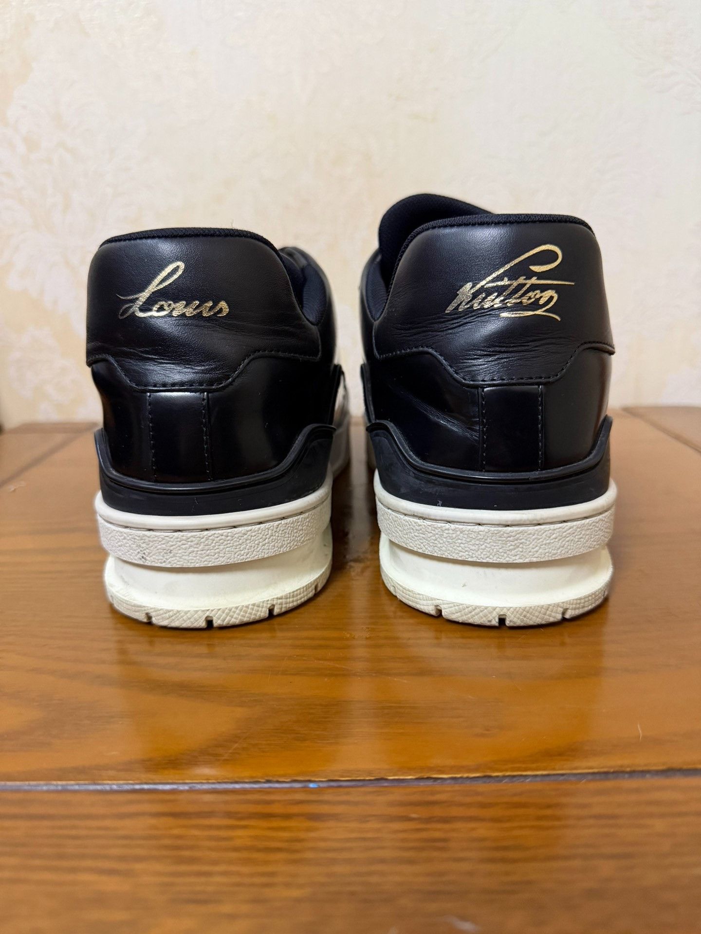 Louis Vuitton Louis Vuitton Training Black Lowtop Sneakers 43 Men Size US 10 / EU 43 - 3 Thumbnail