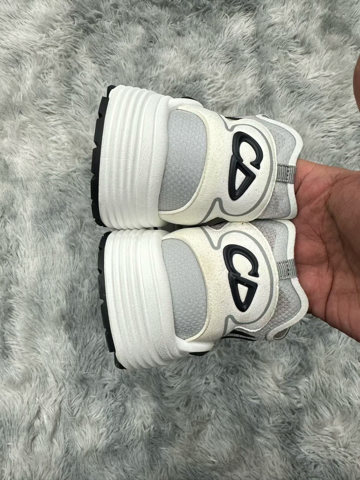 Dior Dior White Lowtop Sneakers 12 Men Size US 12 / EU 45 - 4 Thumbnail