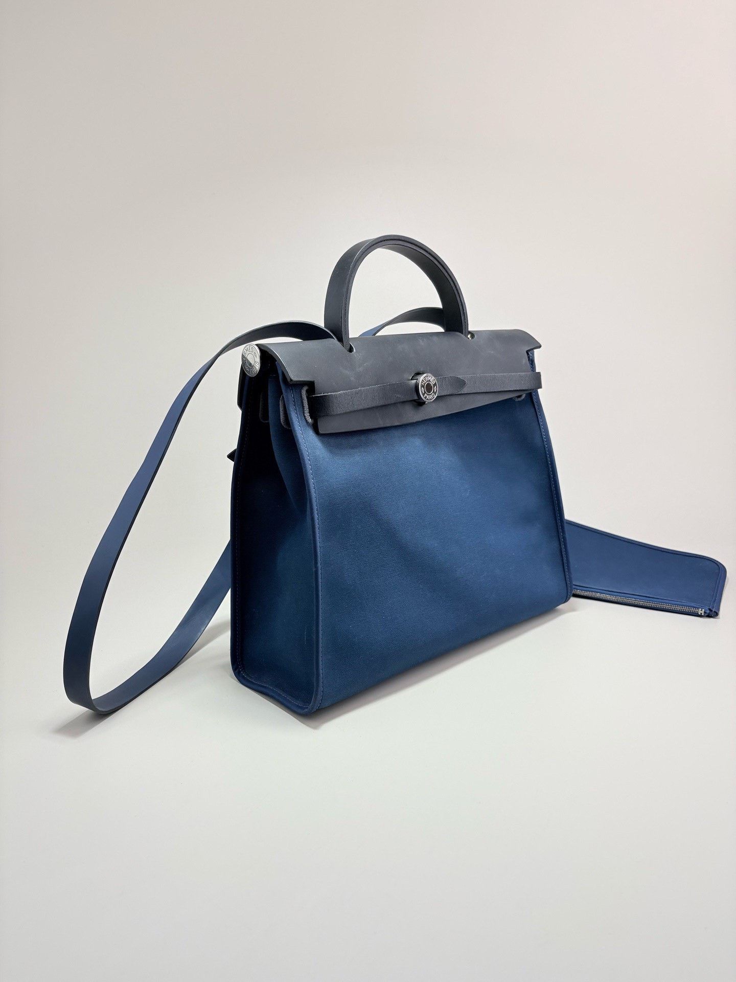 Hermes Hermes Herbag 31 Leather Shoulder Bag Size ONE SIZE - 2 Thumbnail
