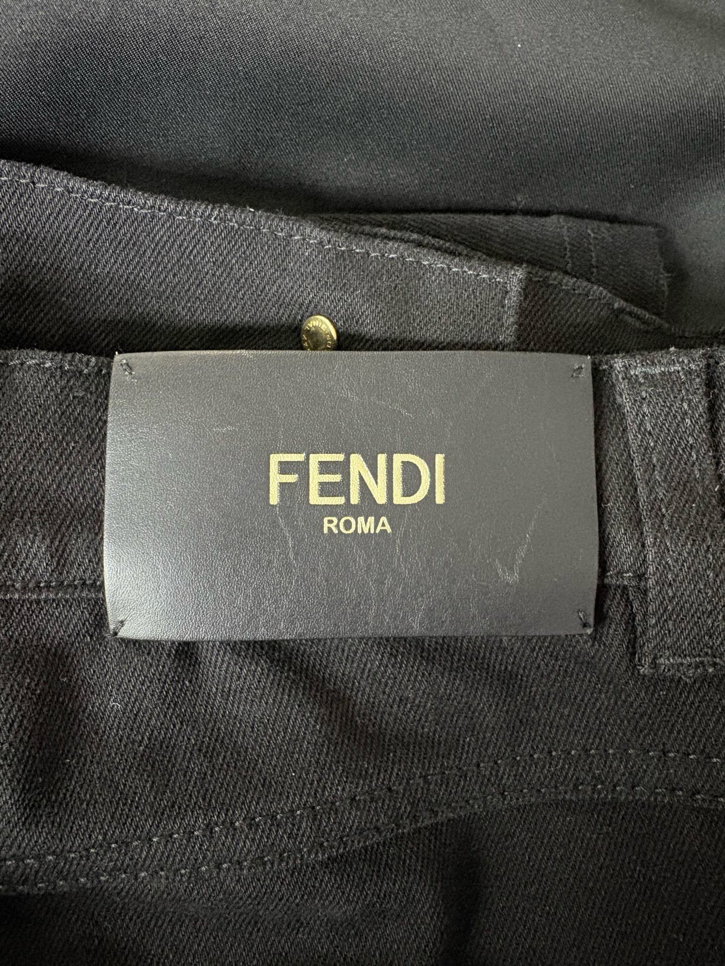 Fendi Fendi Gold Thread Back Leather Patch Jeans Size US 28 / EU 44 - 3 Thumbnail