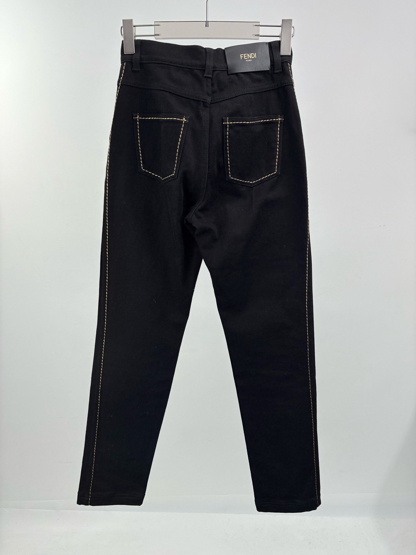 Fendi Fendi Gold Thread Back Leather Patch Jeans Size US 28 / EU 44 - 2 Thumbnail