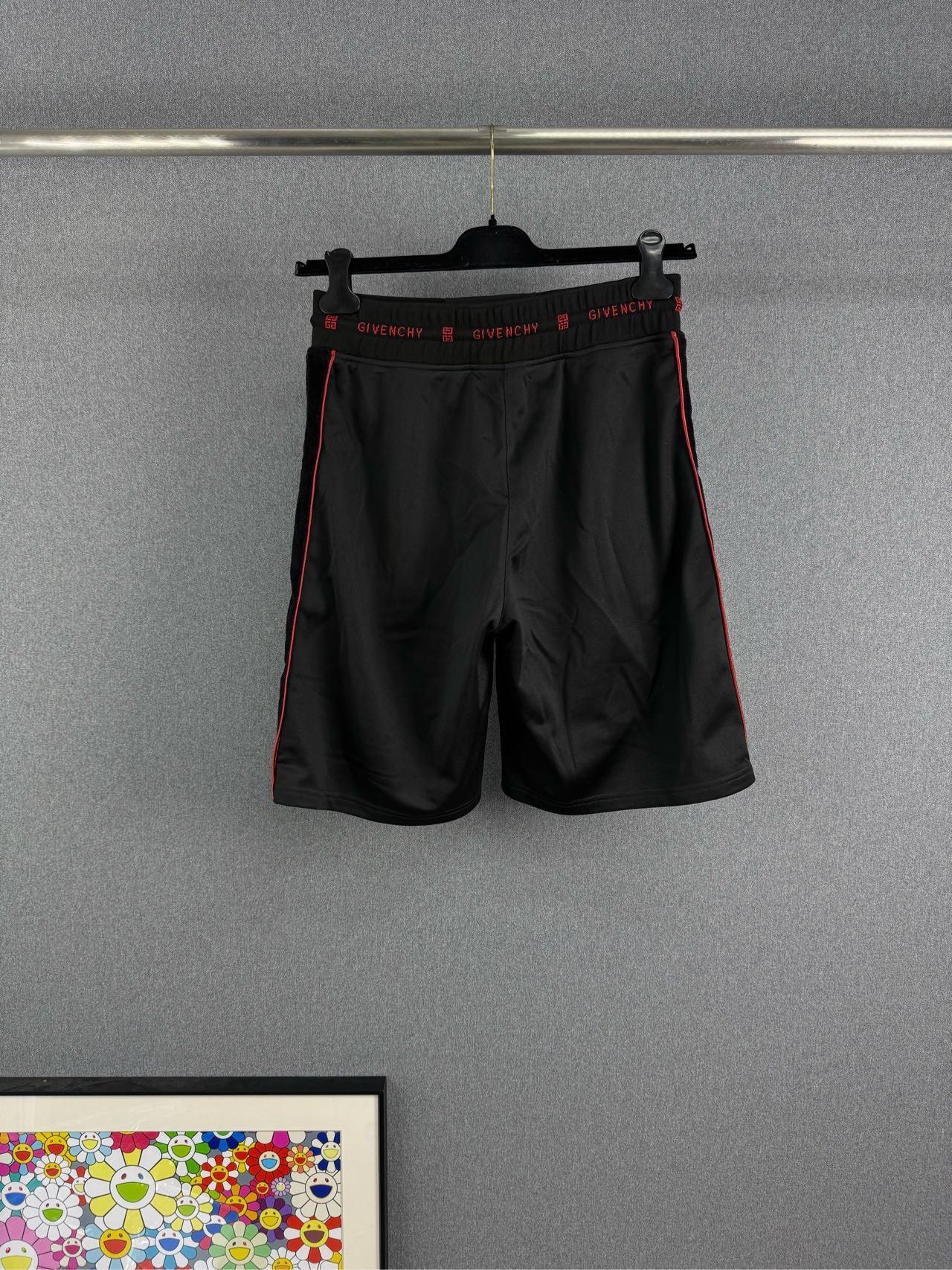 Givenchy Givenchy 4G Logo Shorts Size US 35 - 2 Thumbnail