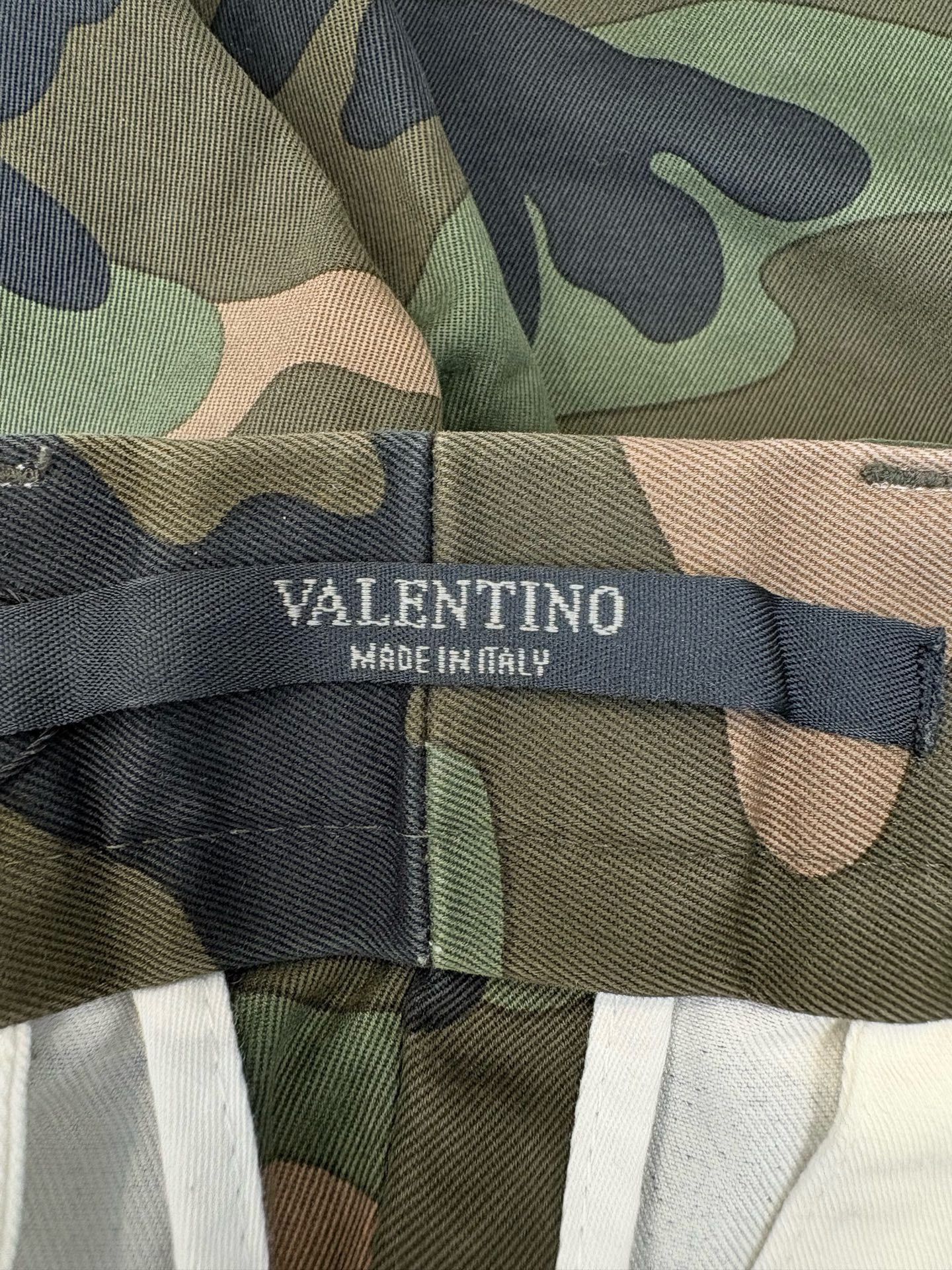 Valentino Valentino Camouflage Cargo Shorts Size US 30 / EU 46 - 3 Thumbnail