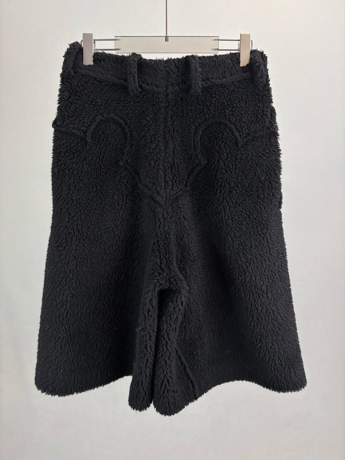 Maison Margiela MAISON MARGIELA Black Fleece Shorts Size US 26 / EU 42 - 2 Thumbnail
