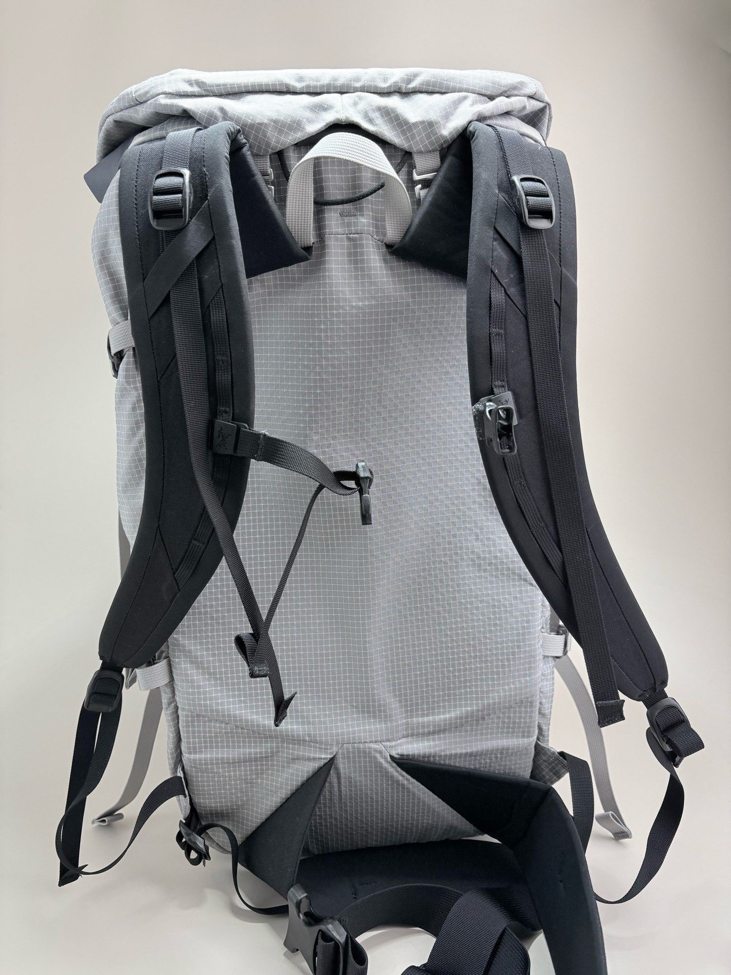 Arc'teryx Arcteryx Alpha AR Nylon Backpack Size ONE SIZE - 3 Thumbnail