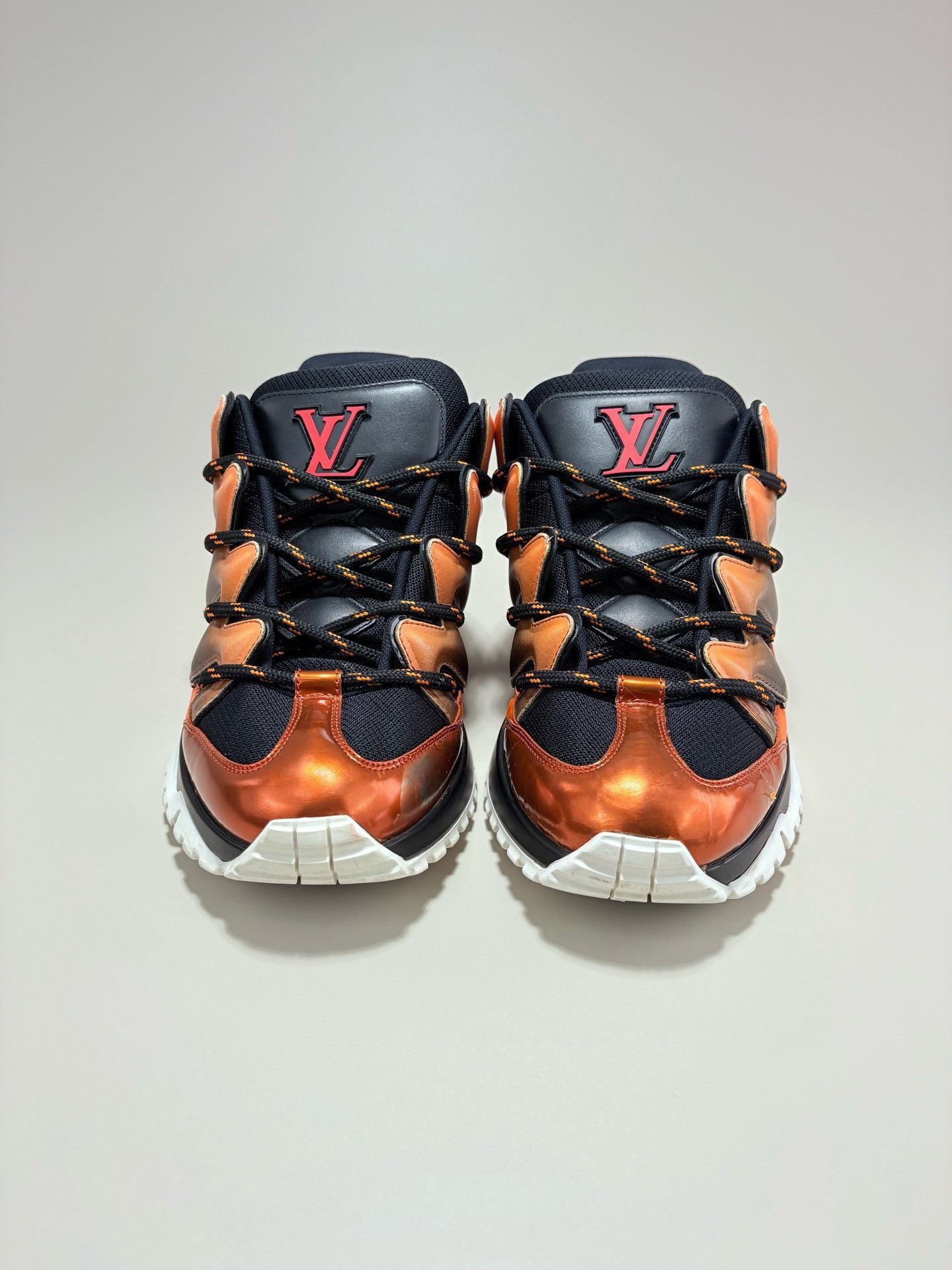 Louis Vuitton Louis Vuitton LV Sneakers Size US 7.5 / EU 40-41 - 2 Thumbnail