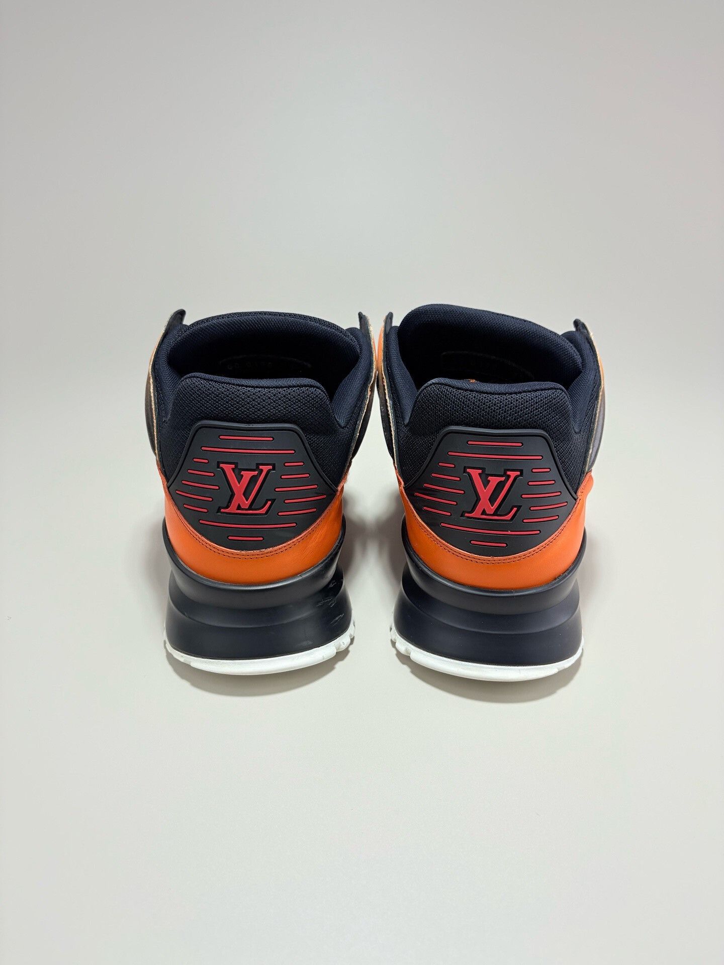 Louis Vuitton Louis Vuitton LV Sneakers Size US 7.5 / EU 40-41 - 3 Thumbnail