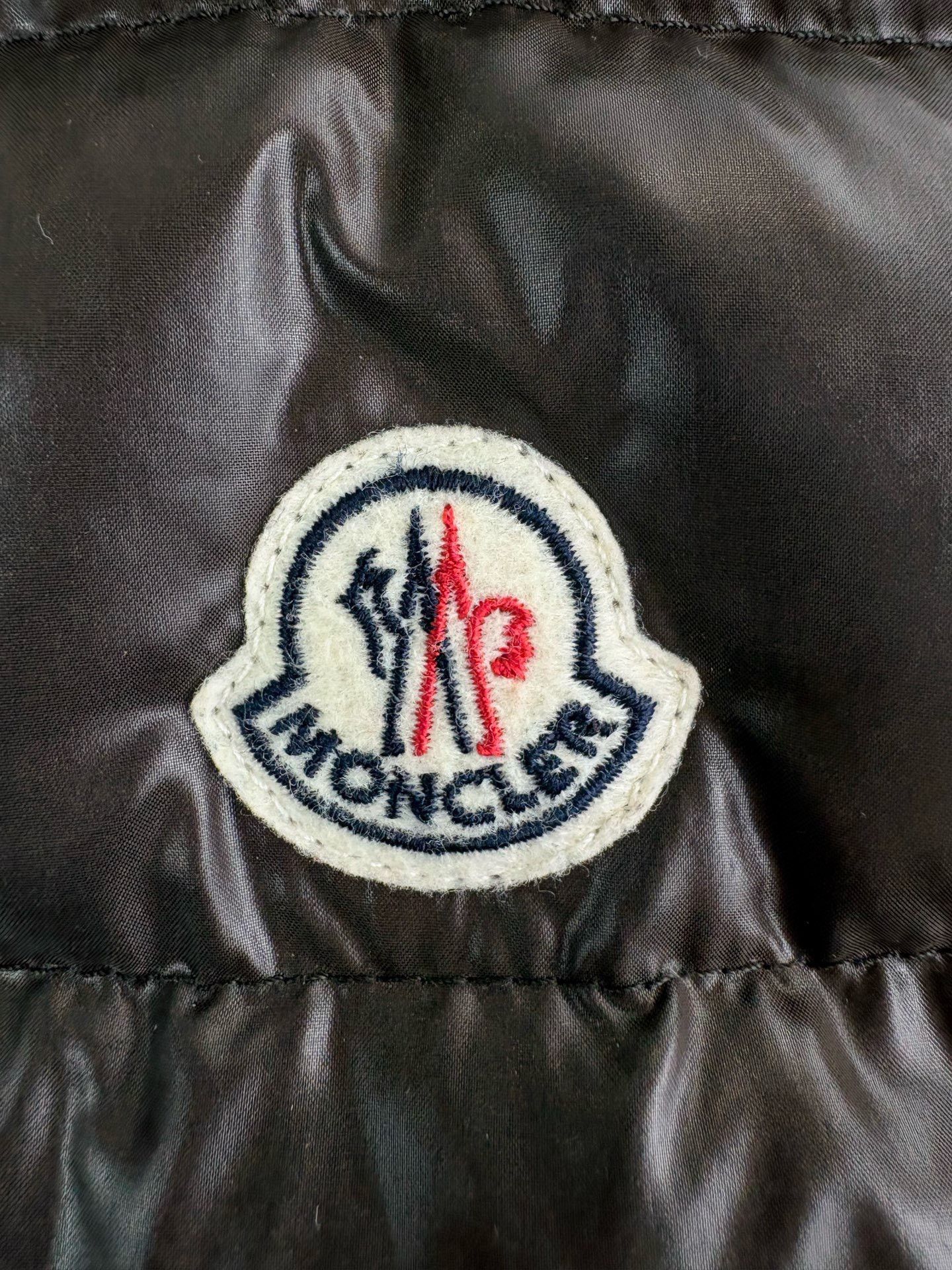 Moncler Moncler Ghany Shiny Down Vest Size US S / EU 44-46 / 1 - 3 Thumbnail